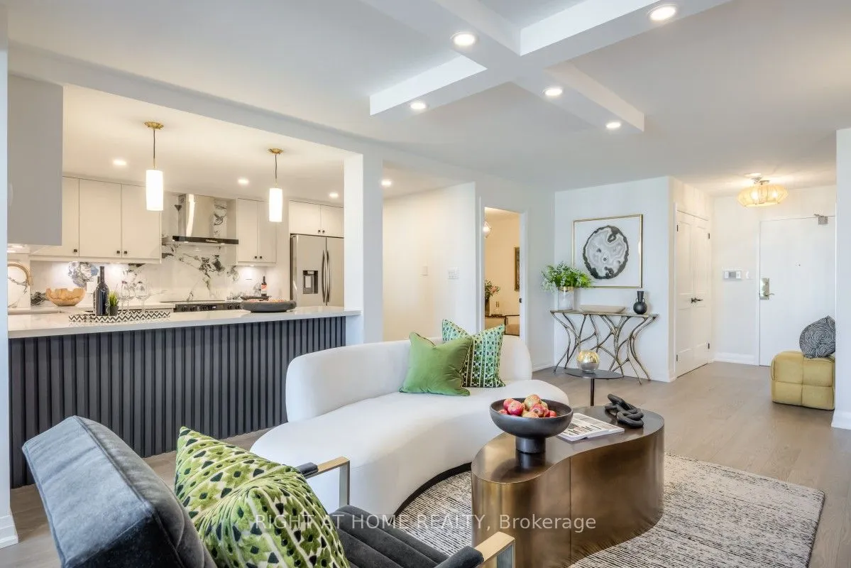 5444 Yonge Street, #1810