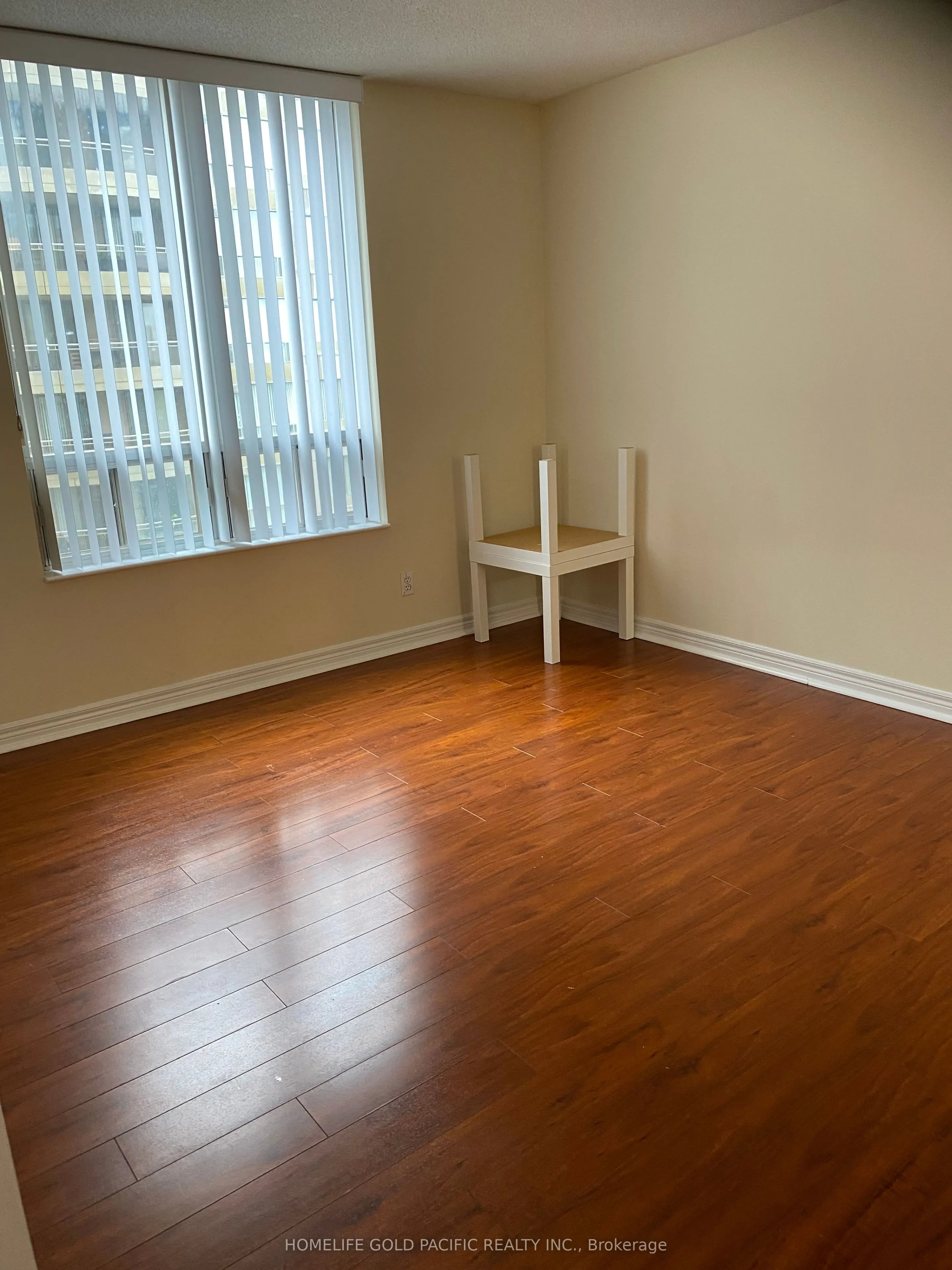 256 Doris Avenue, #1002