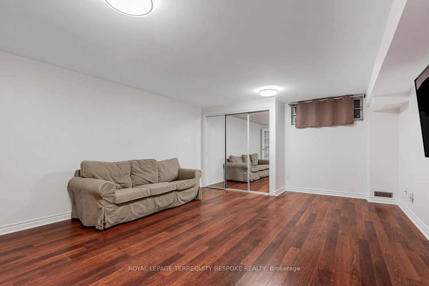 16 Phoebe Street