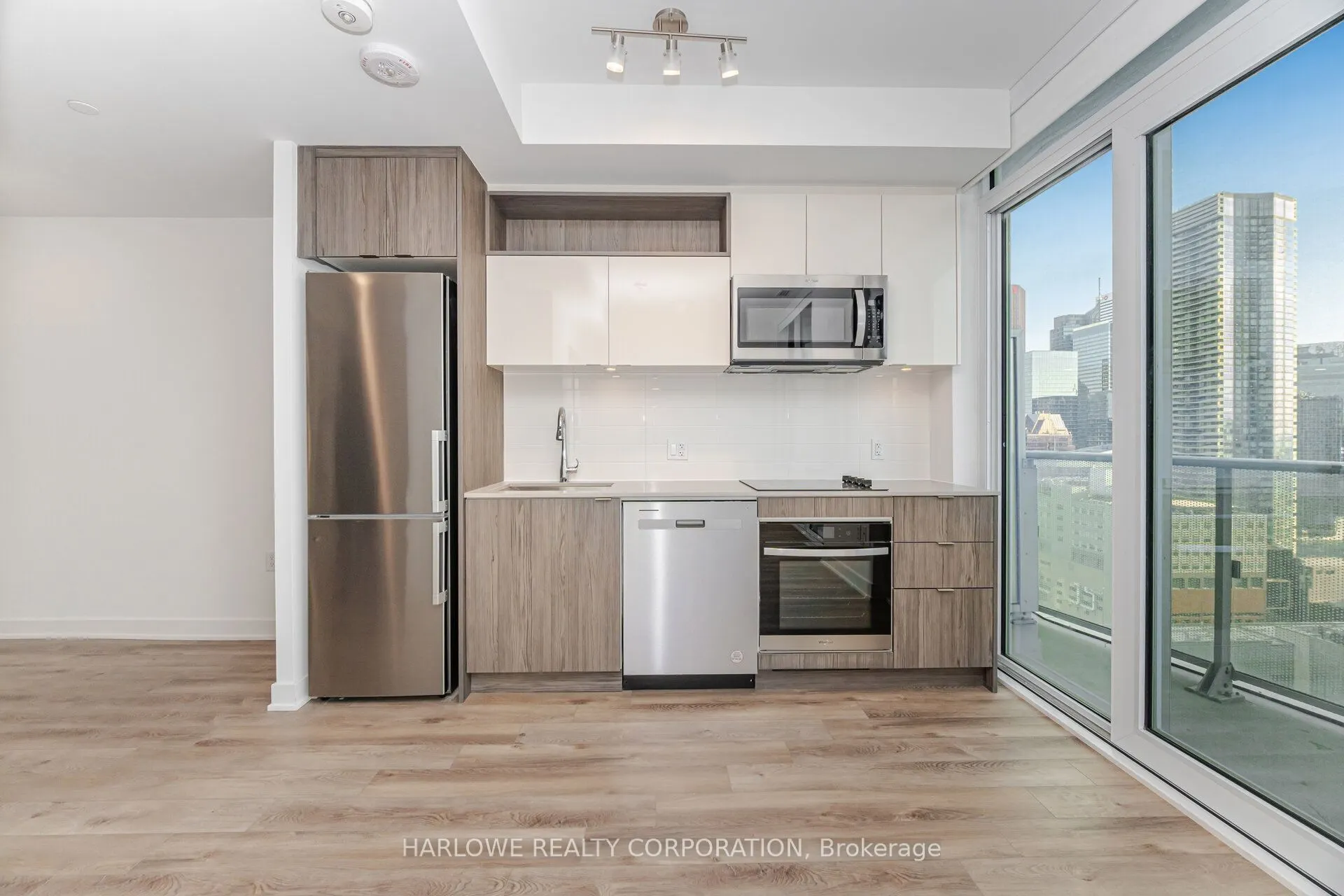 100 Dalhousie Street, #3211