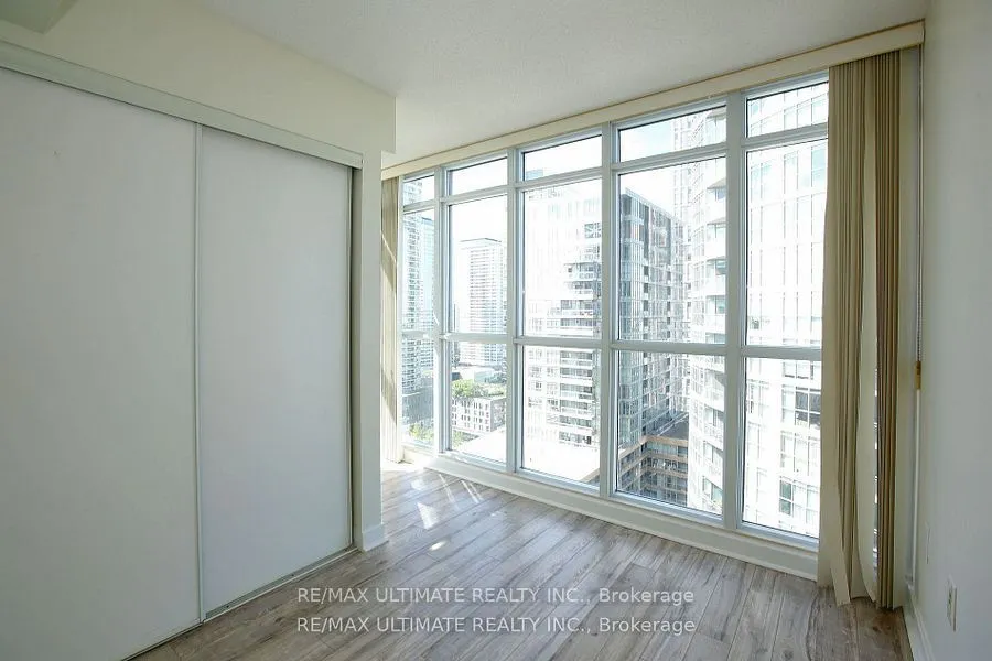 15 Iceboat Terrace, #2109