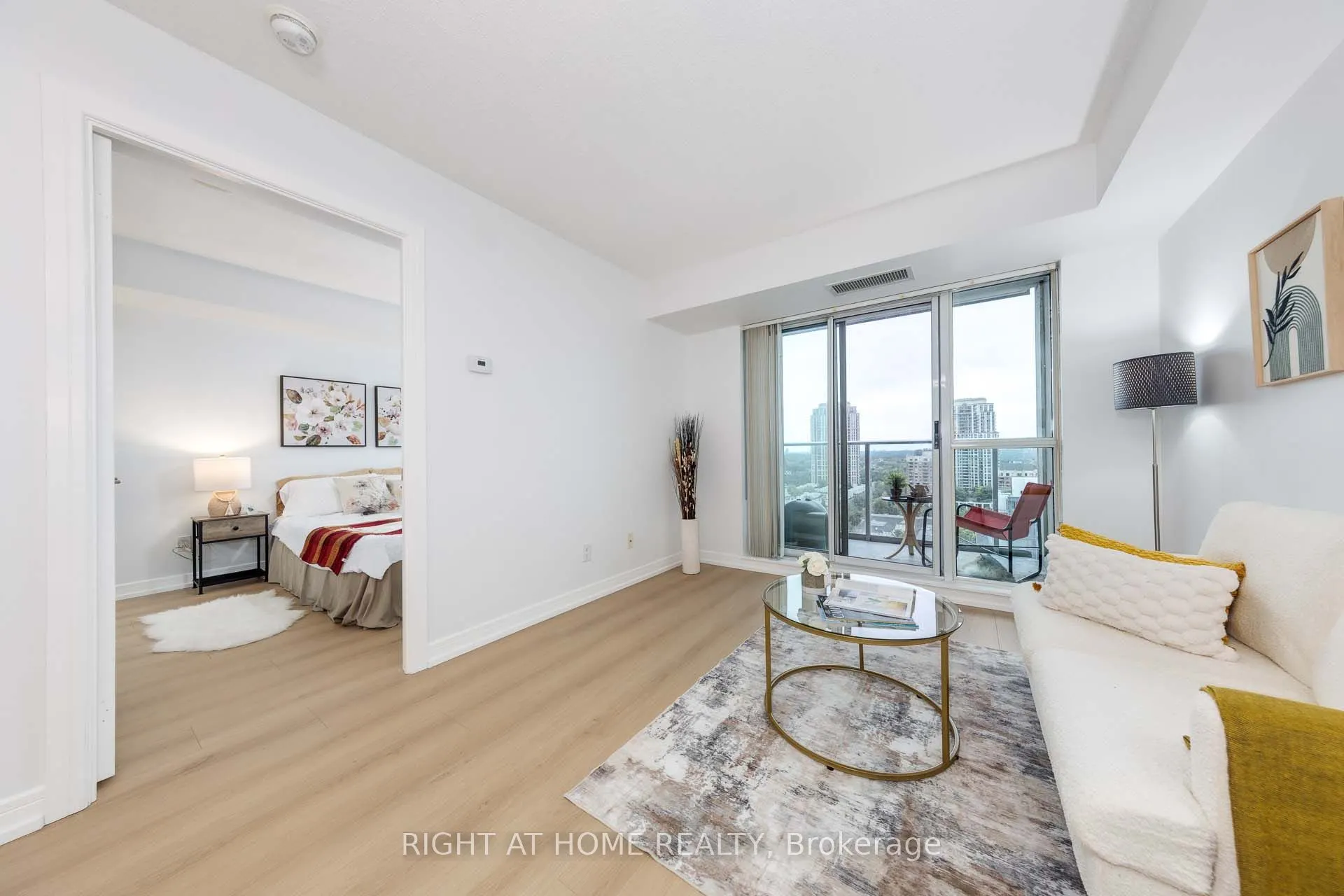 31 Bales Avenue, #2216