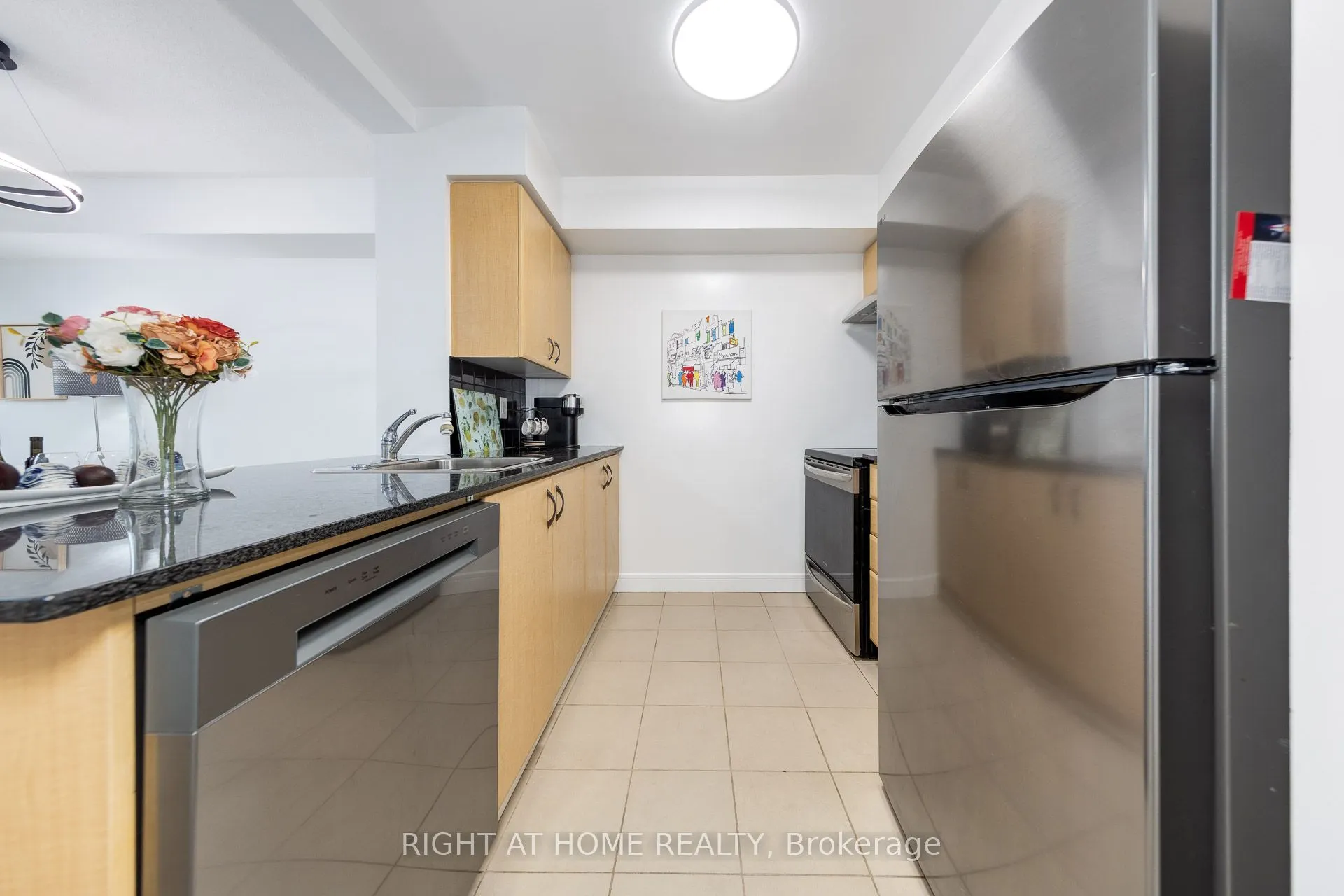 31 Bales Avenue, #2216