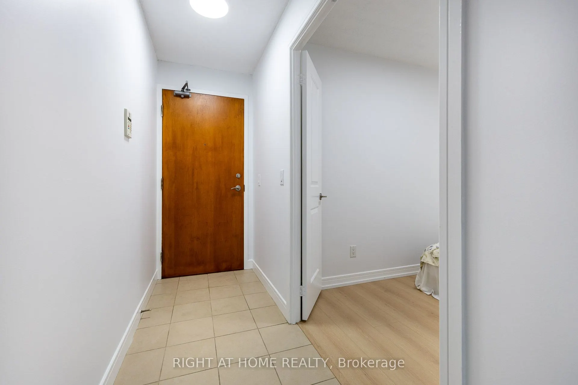 31 Bales Avenue, #2216