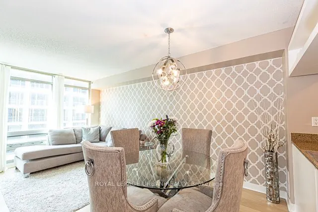 81 Navy Wharf Court, #907