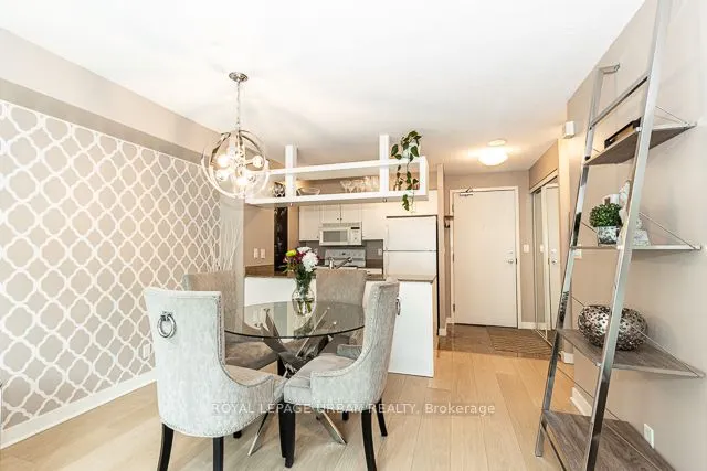81 Navy Wharf Court, #907