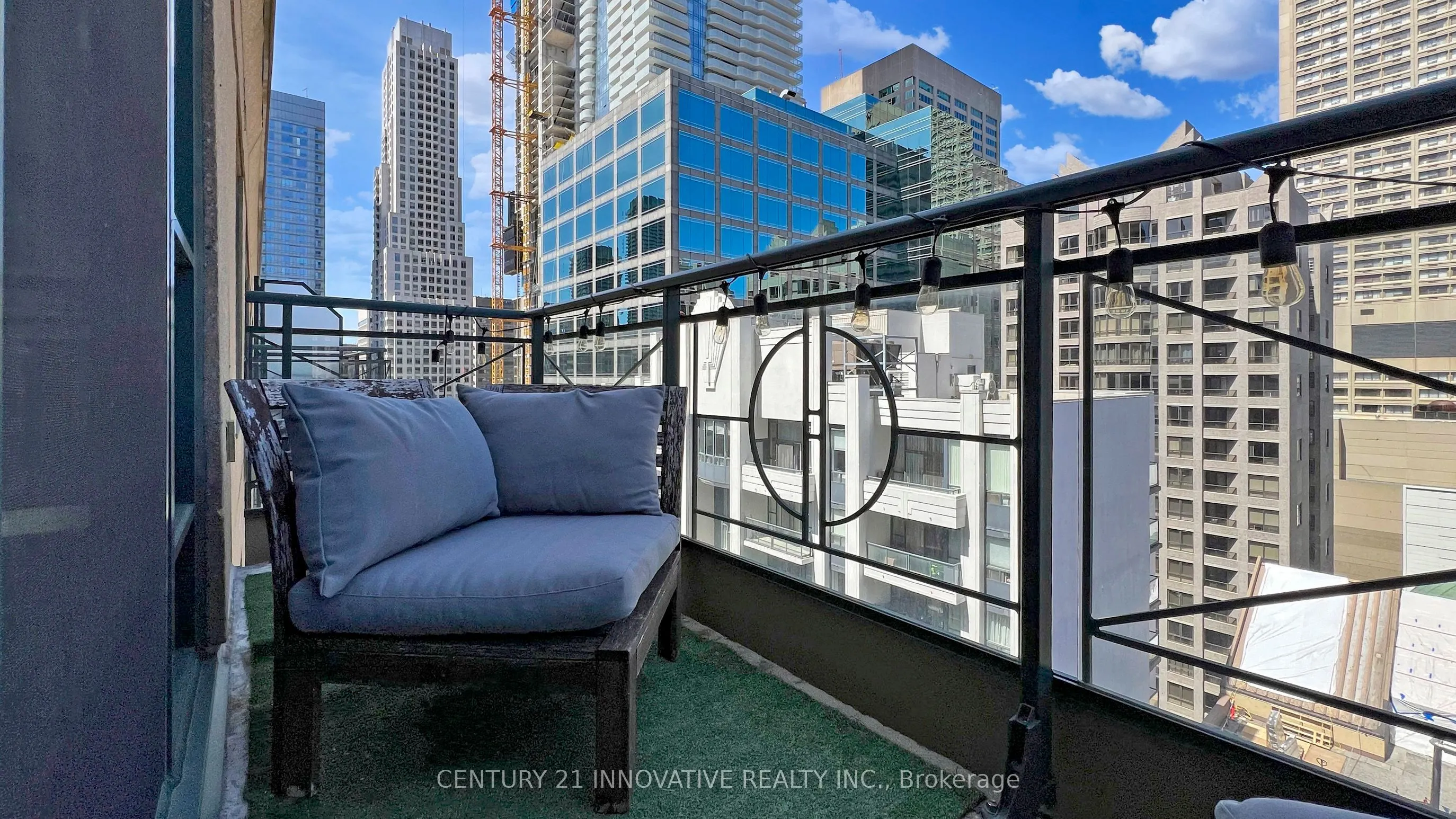 35 Hayden Street E, #1510