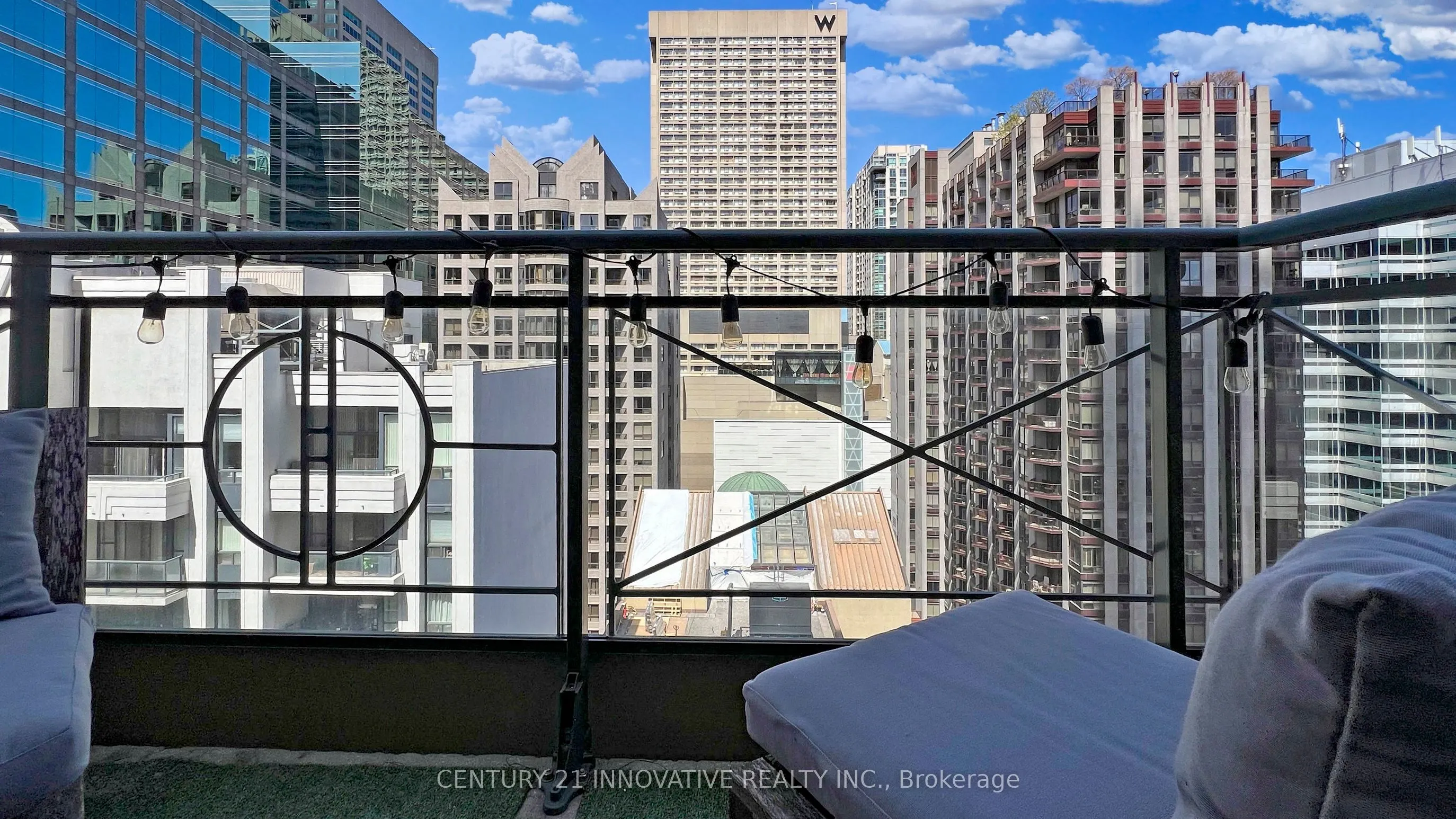 35 Hayden Street E, #1510