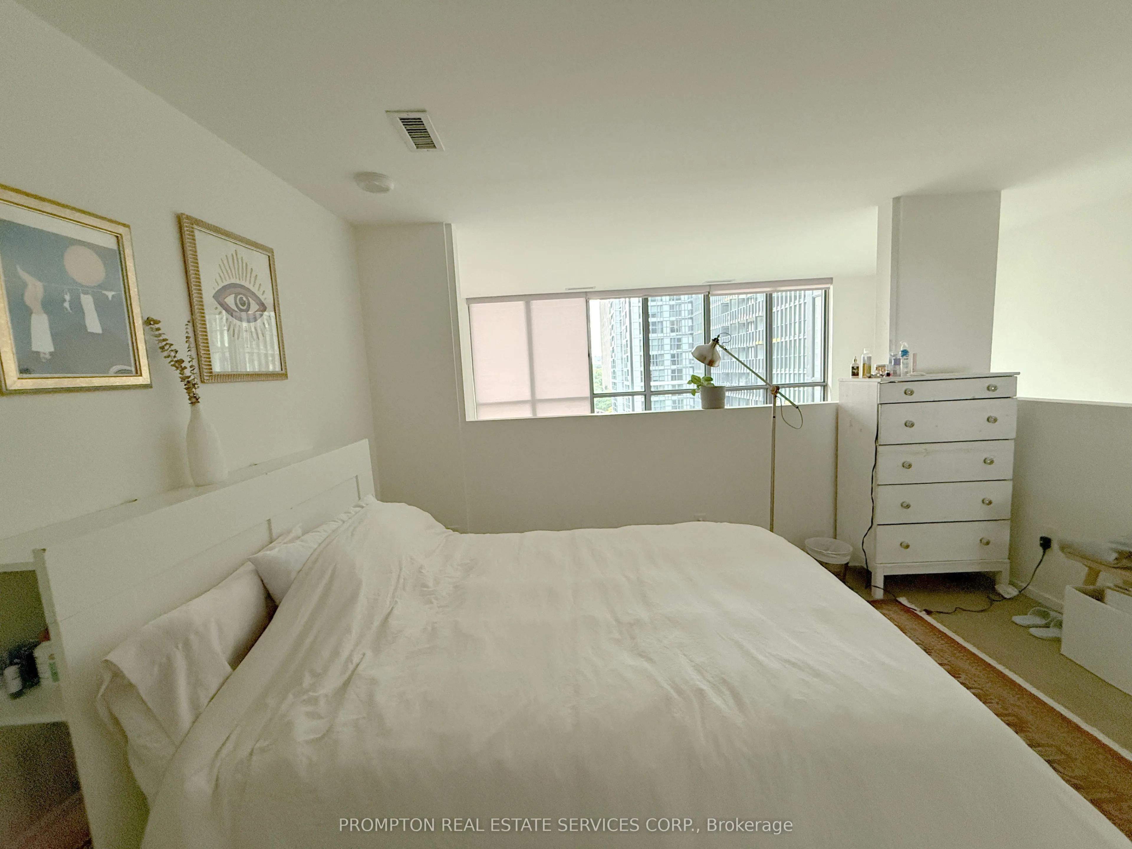 101 Charles Street E, #809