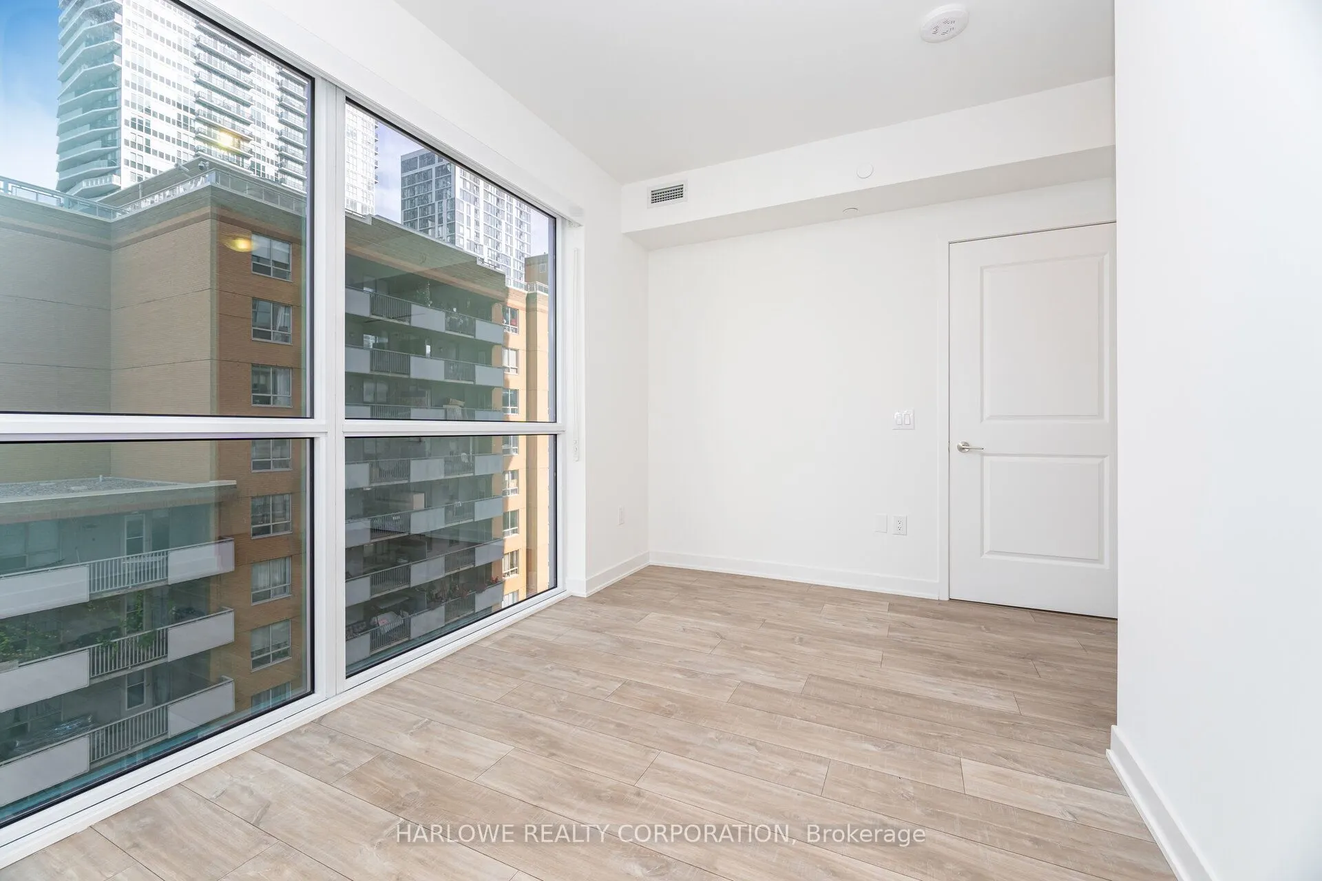 100 Dalhousie Street, #904