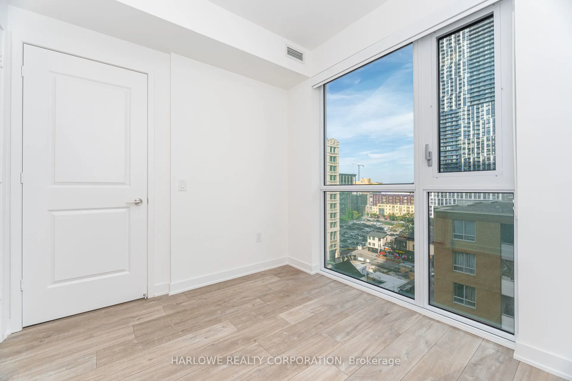 100 Dalhousie Street, #904