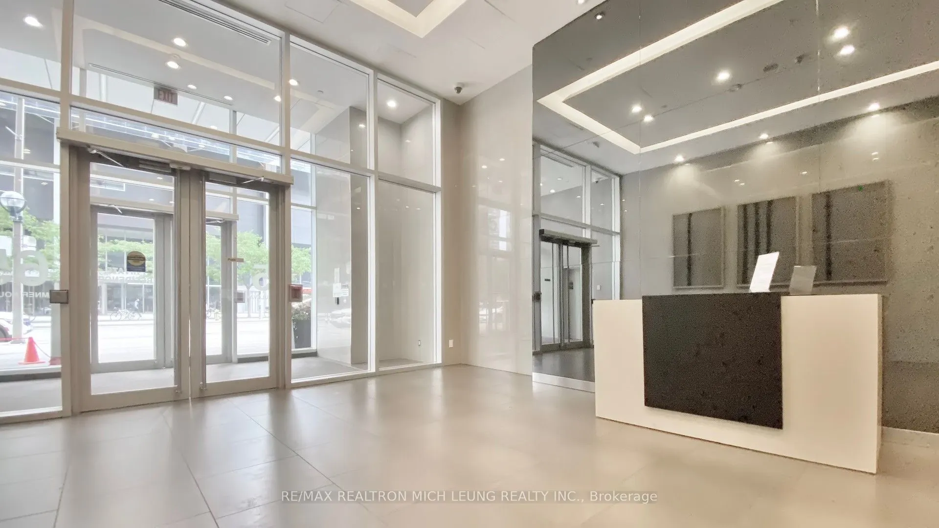 55 Bremner Boulevard, #1704