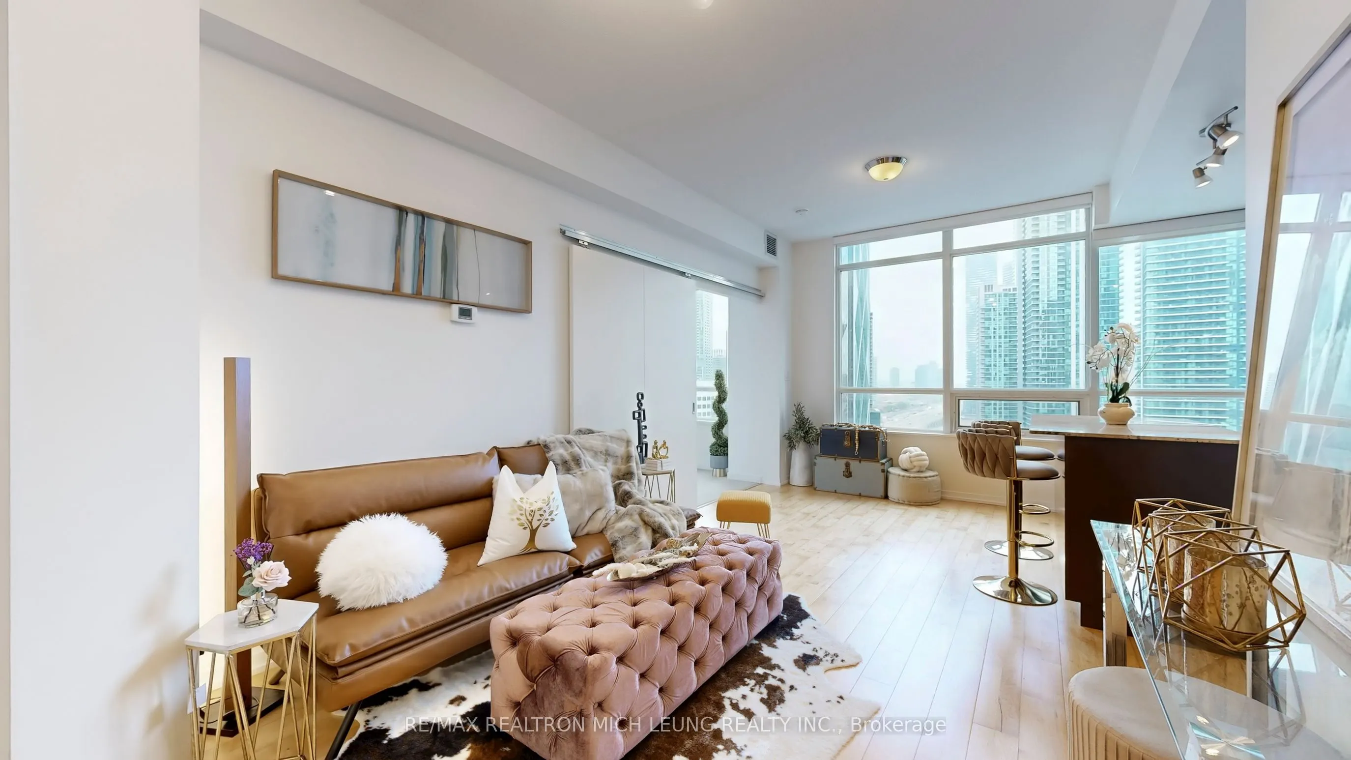 55 Bremner Boulevard, #1704