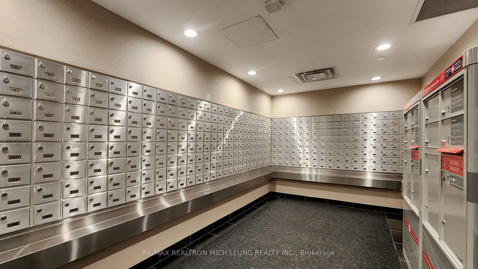 55 Bremner Boulevard, #1704