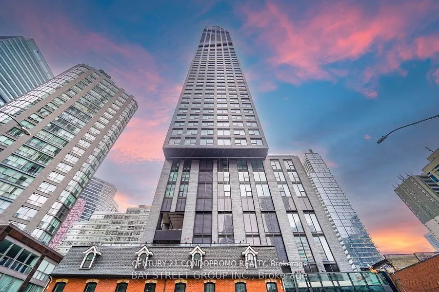 8 Wellesley Street W, #4306