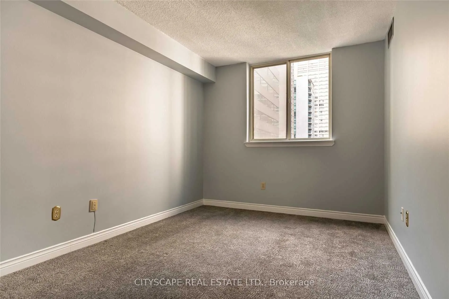 1055 Bay Street, #1101