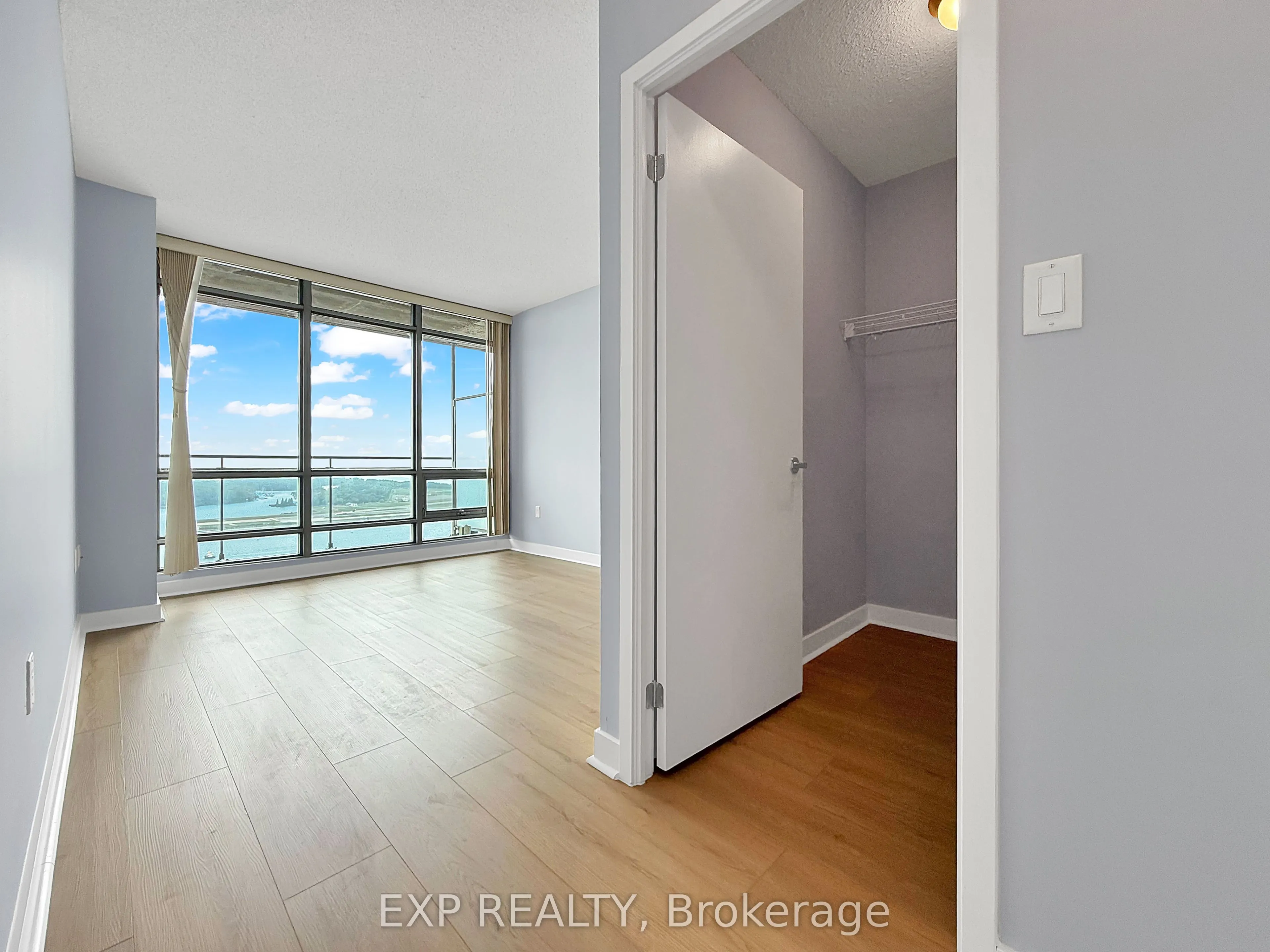 5 Mariner Terrace, #3202