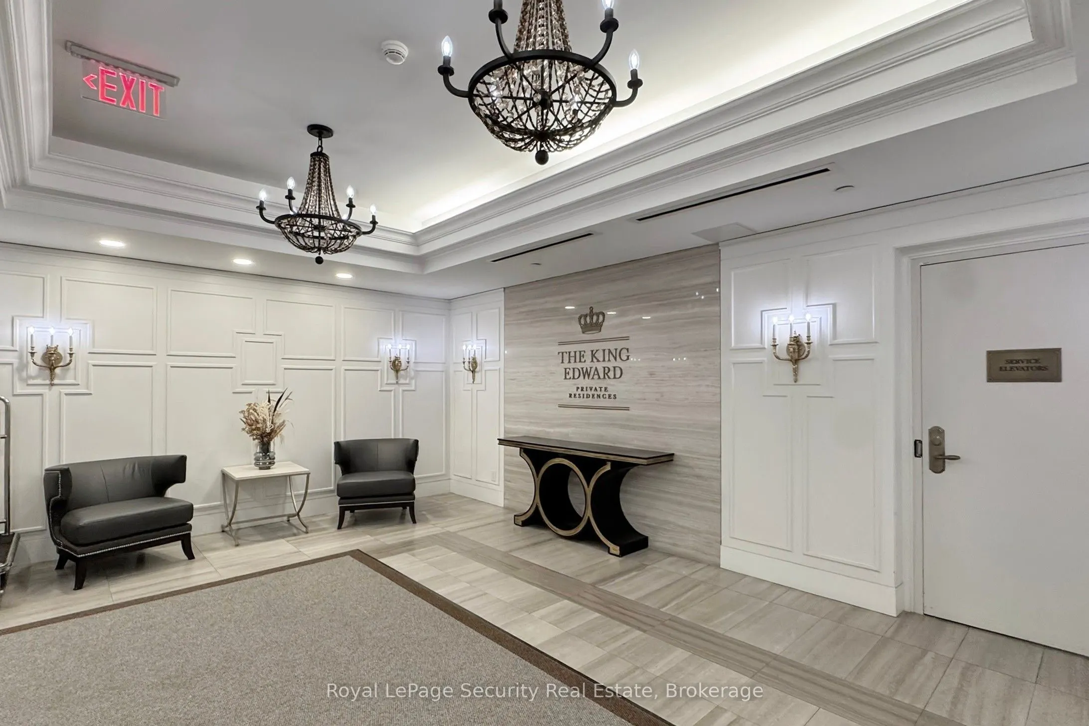 22 Leader Lane, #323