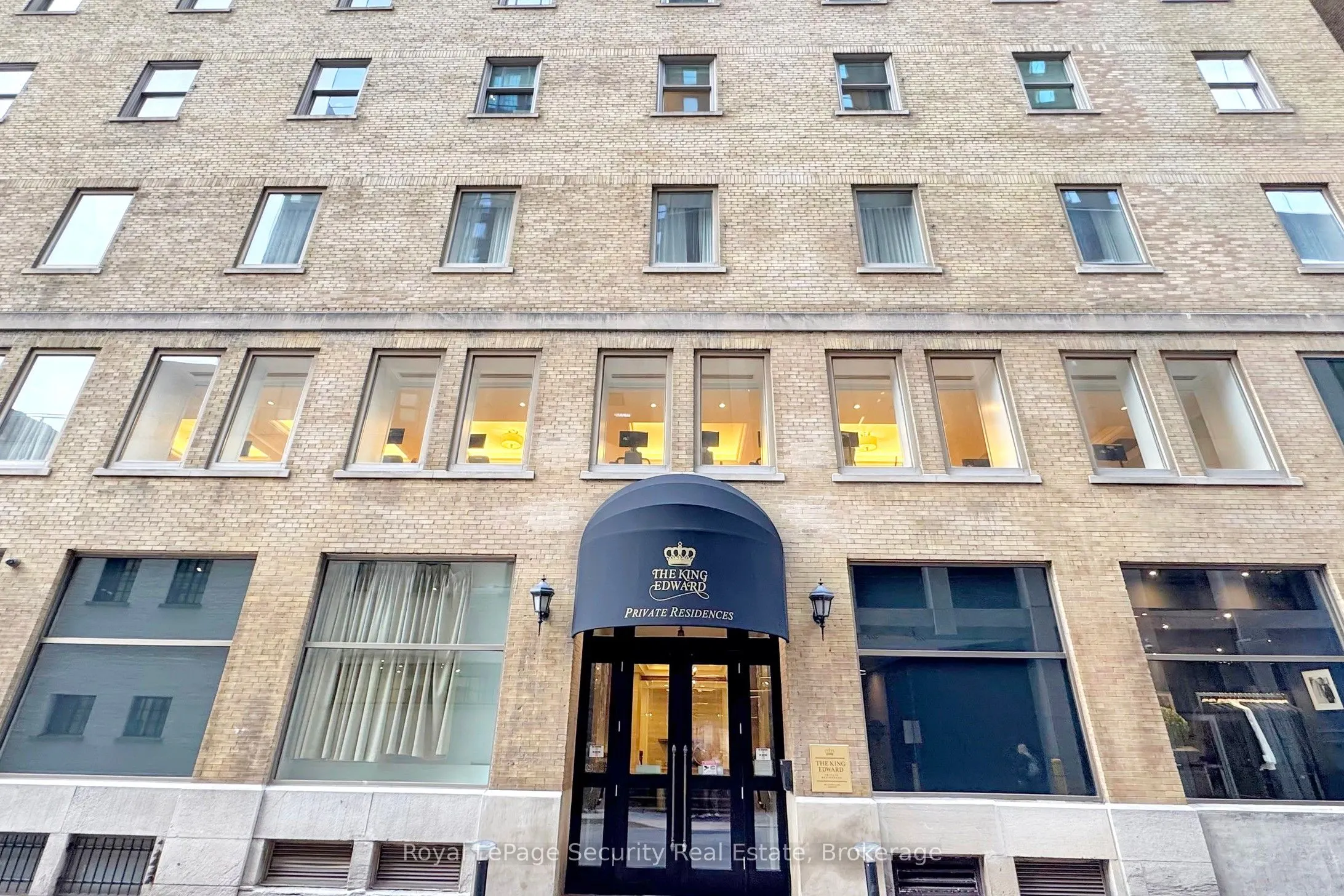 22 Leader Lane, #323