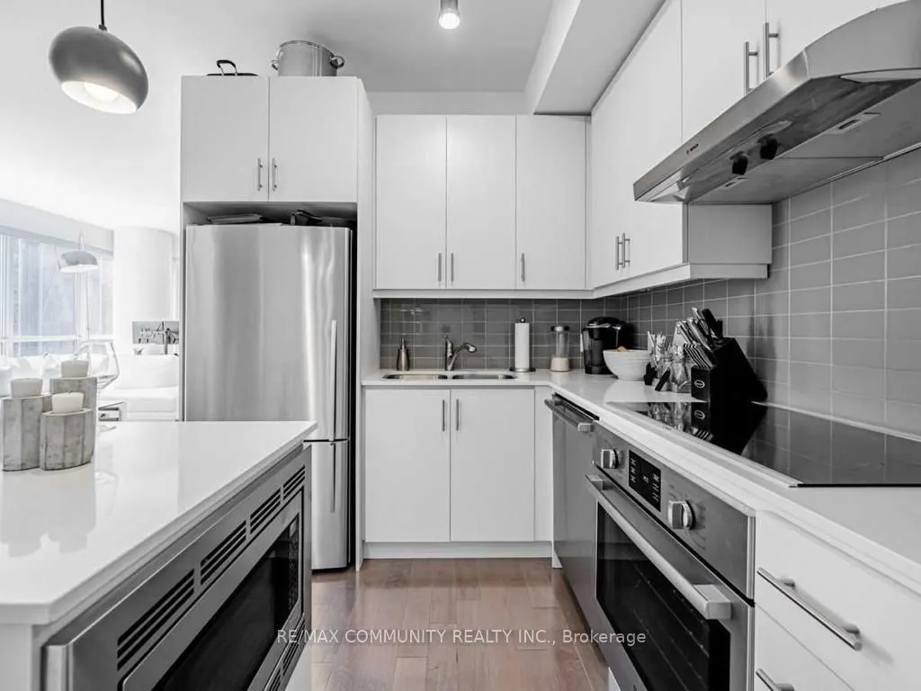 1 The Esplanade Street, #2202