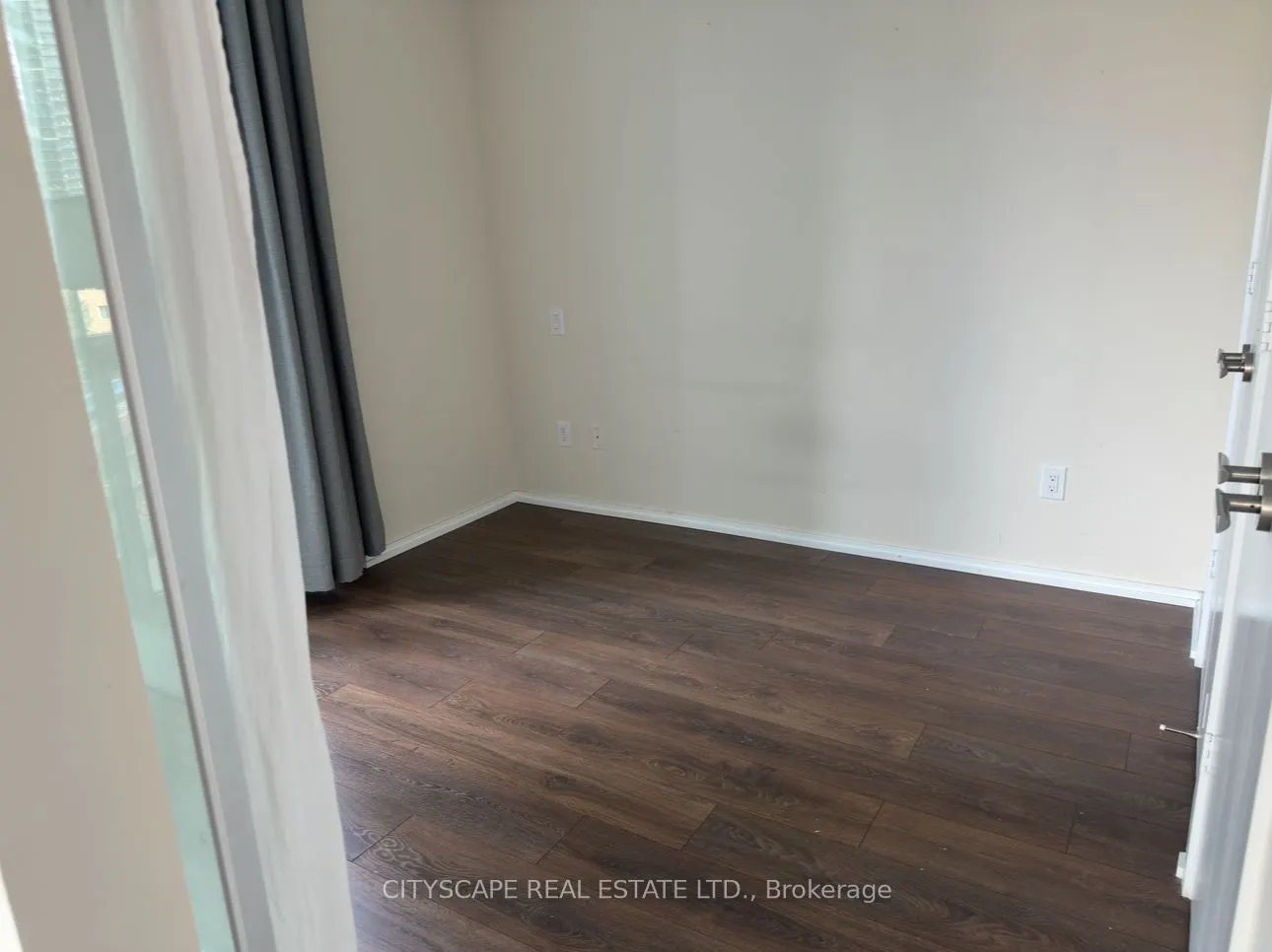 45 Charles Street E, #909