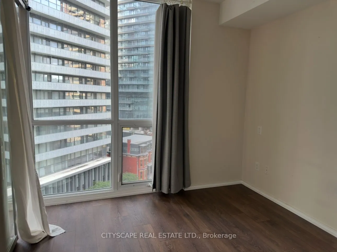45 Charles Street E, #909