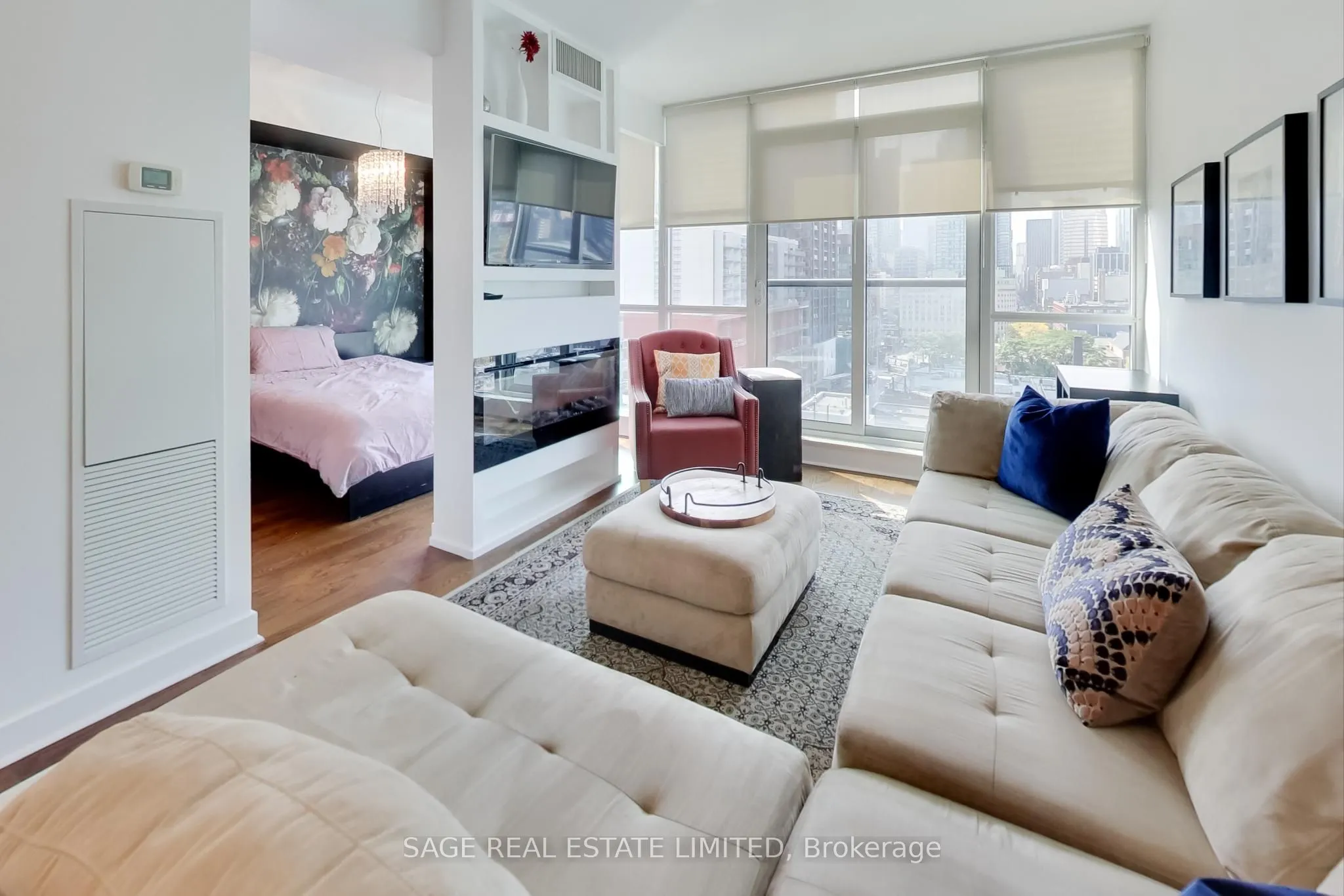 320 Richmond Street E, #1306