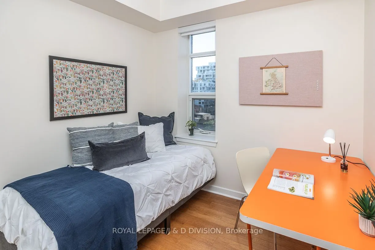 438 Richmond Street W, #610