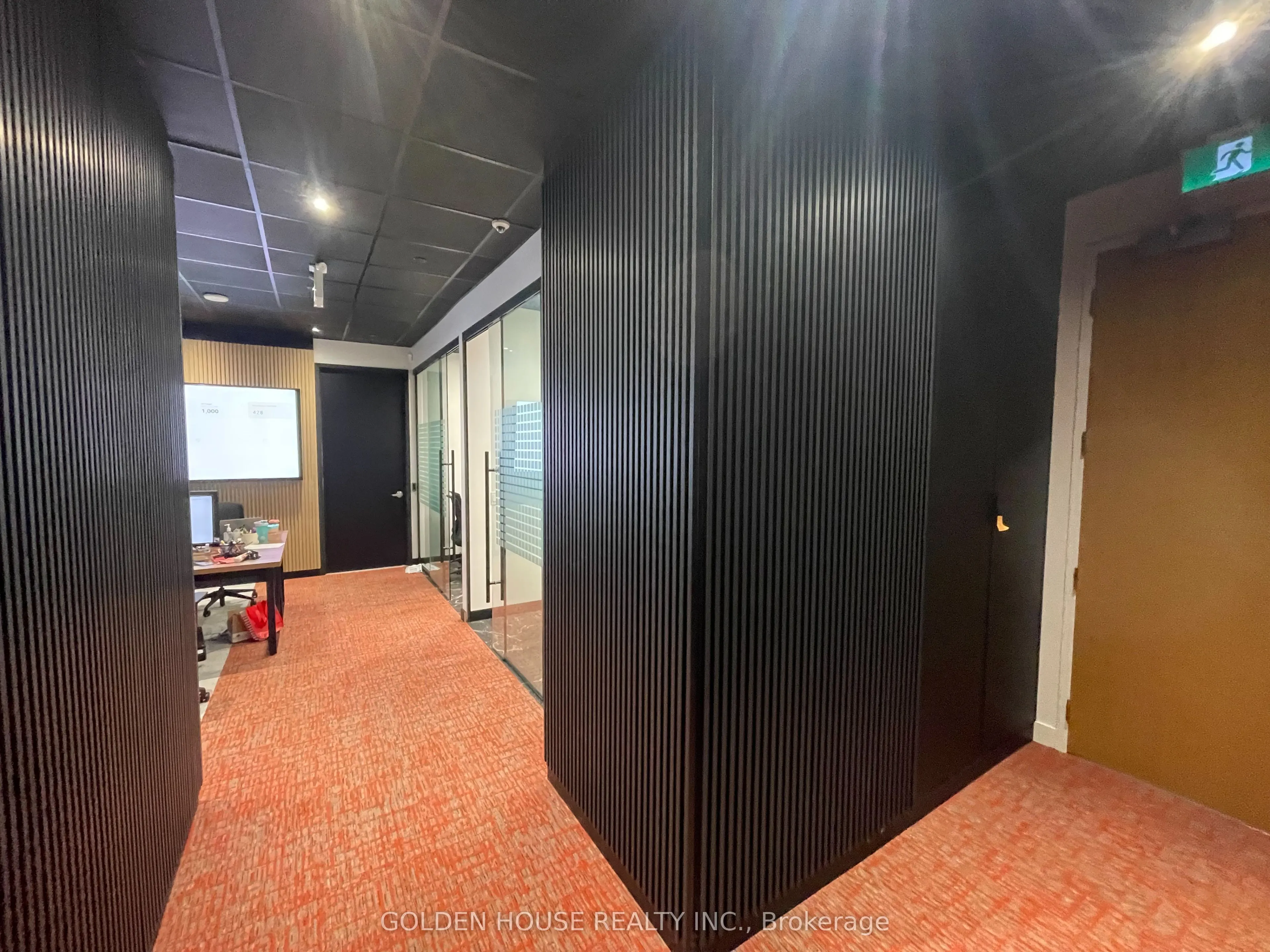 4789 Yonge Street, #904-905