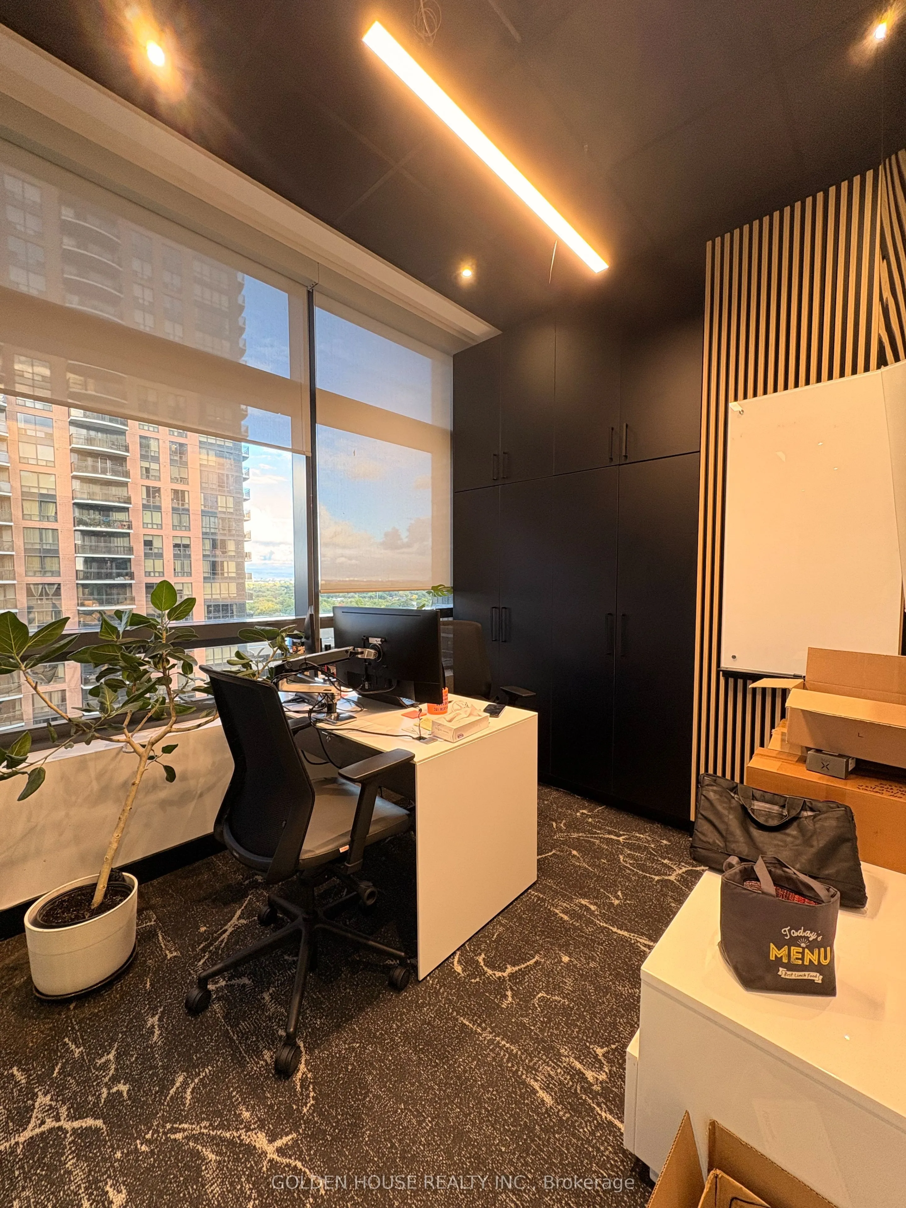 4789 Yonge Street, #904-905
