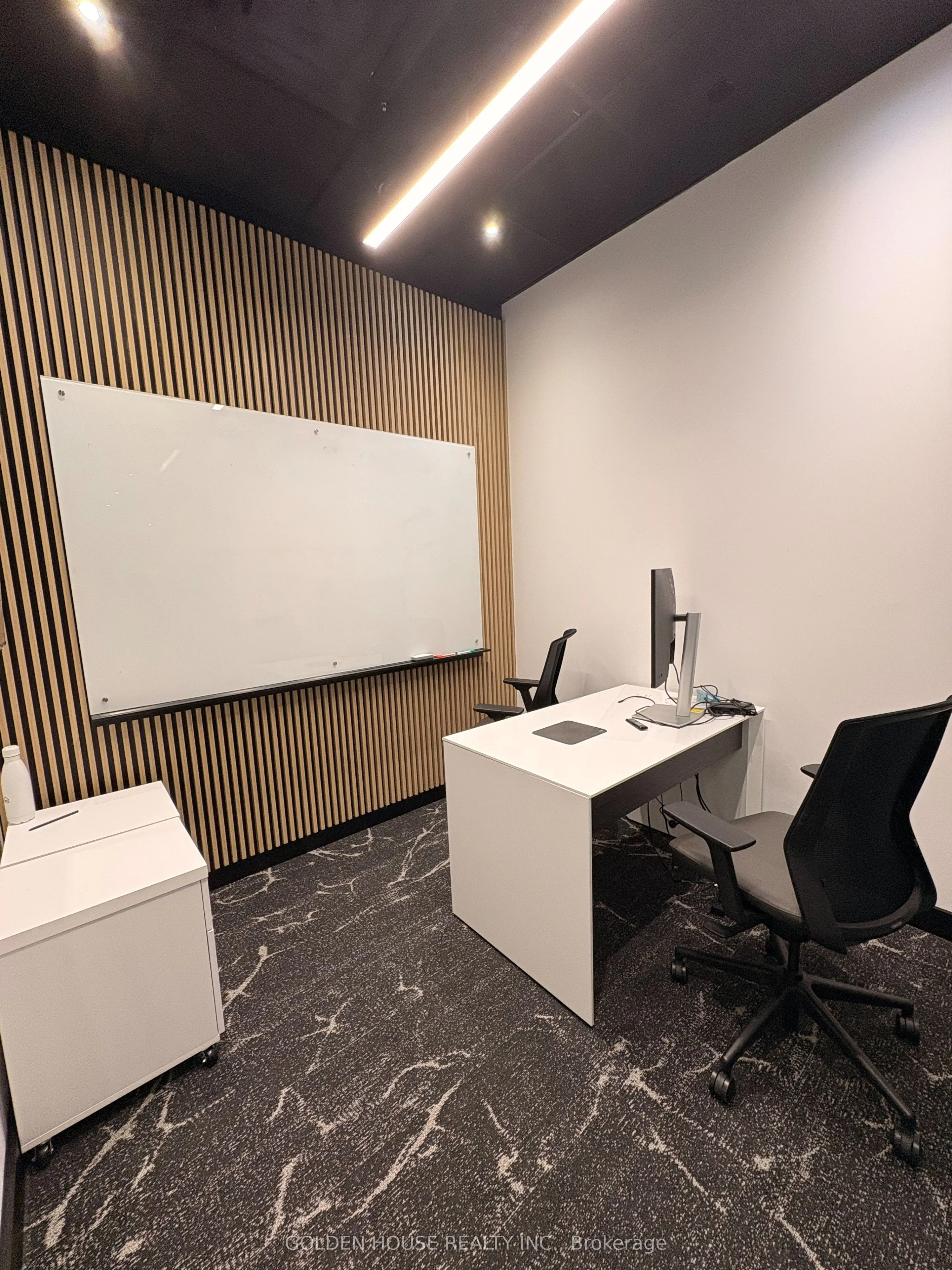 4789 Yonge Street, #904-905