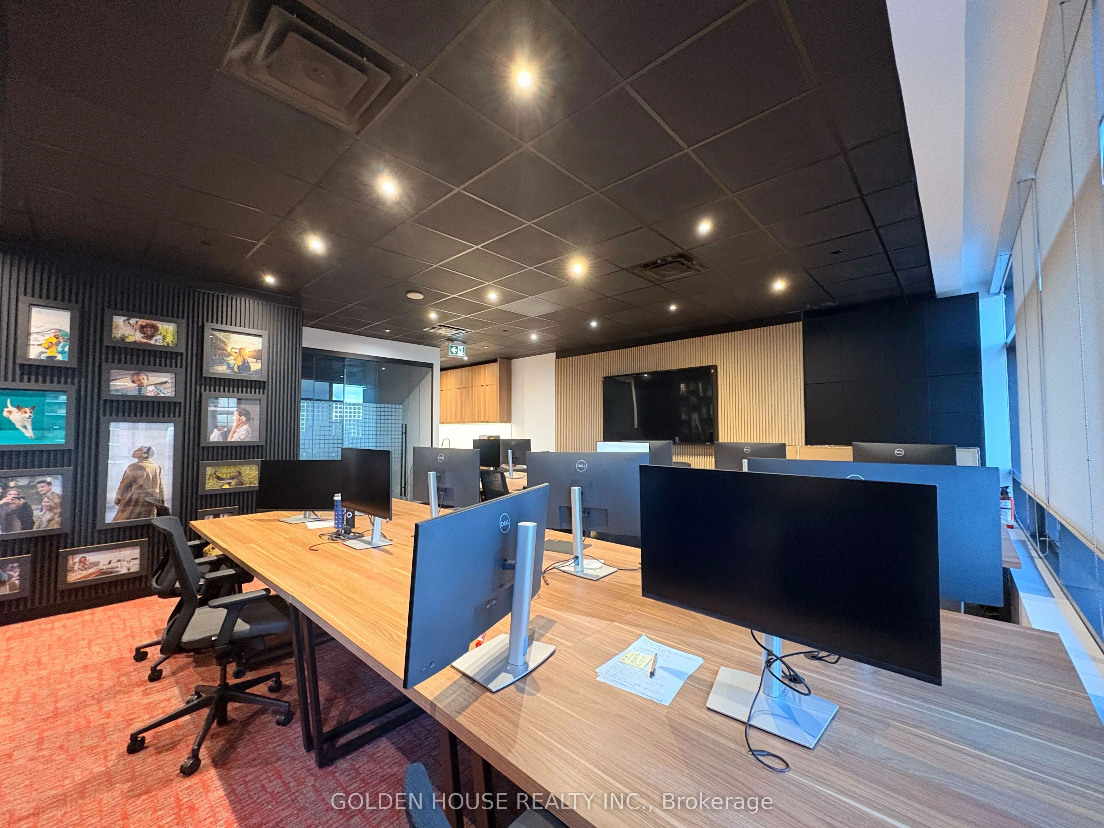 4789 Yonge Street, #904-905