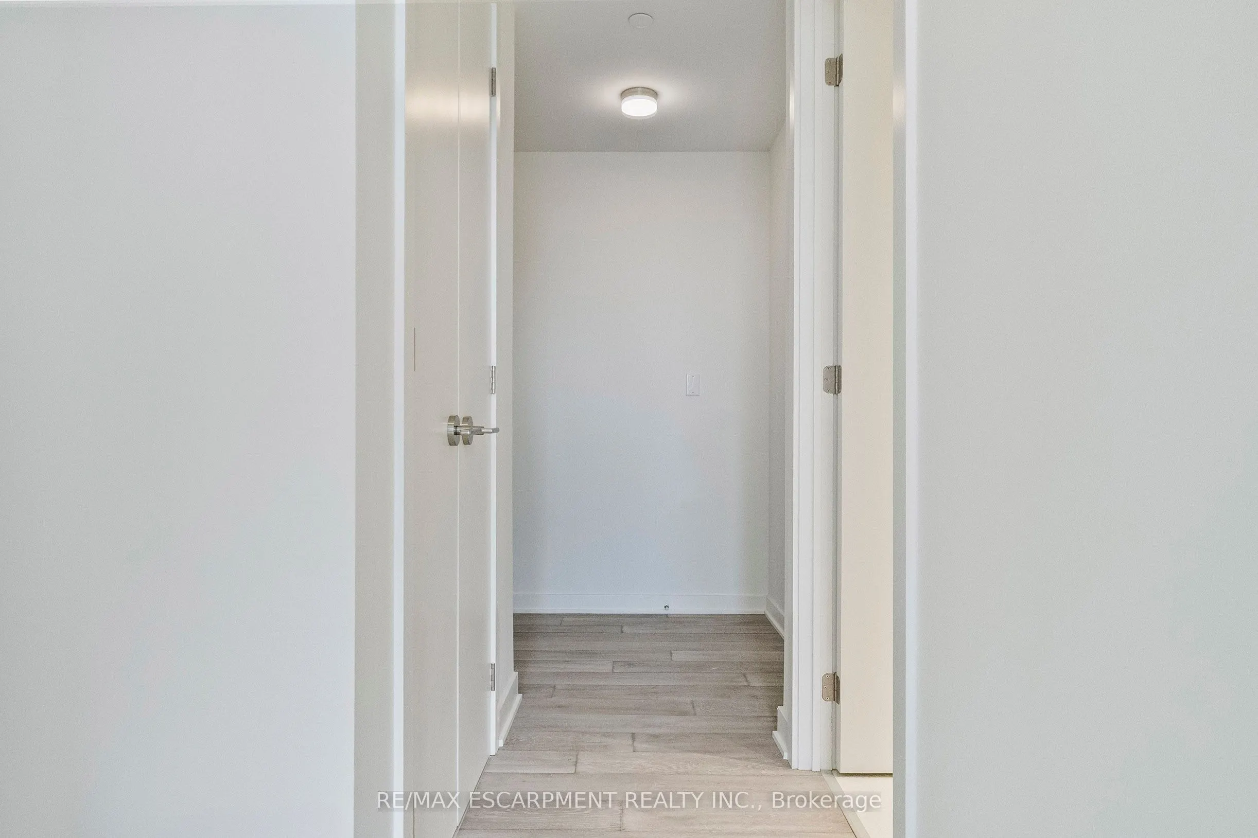 11 Yorkville Avenue, #2113