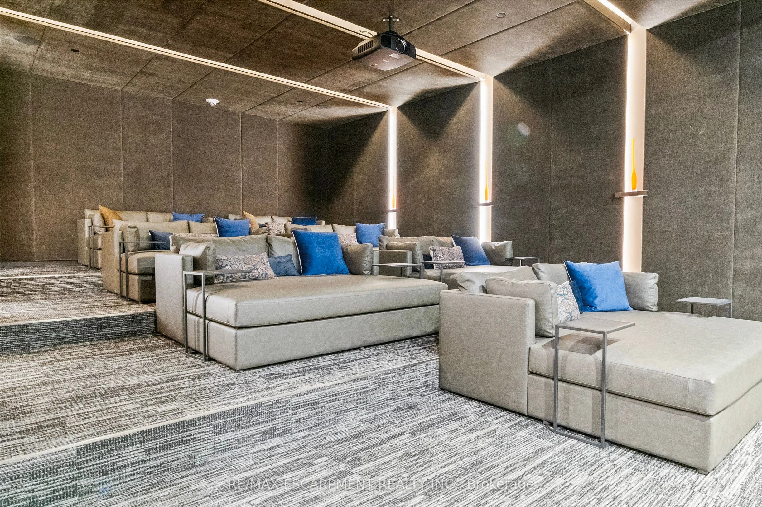 11 Yorkville Avenue, #2113