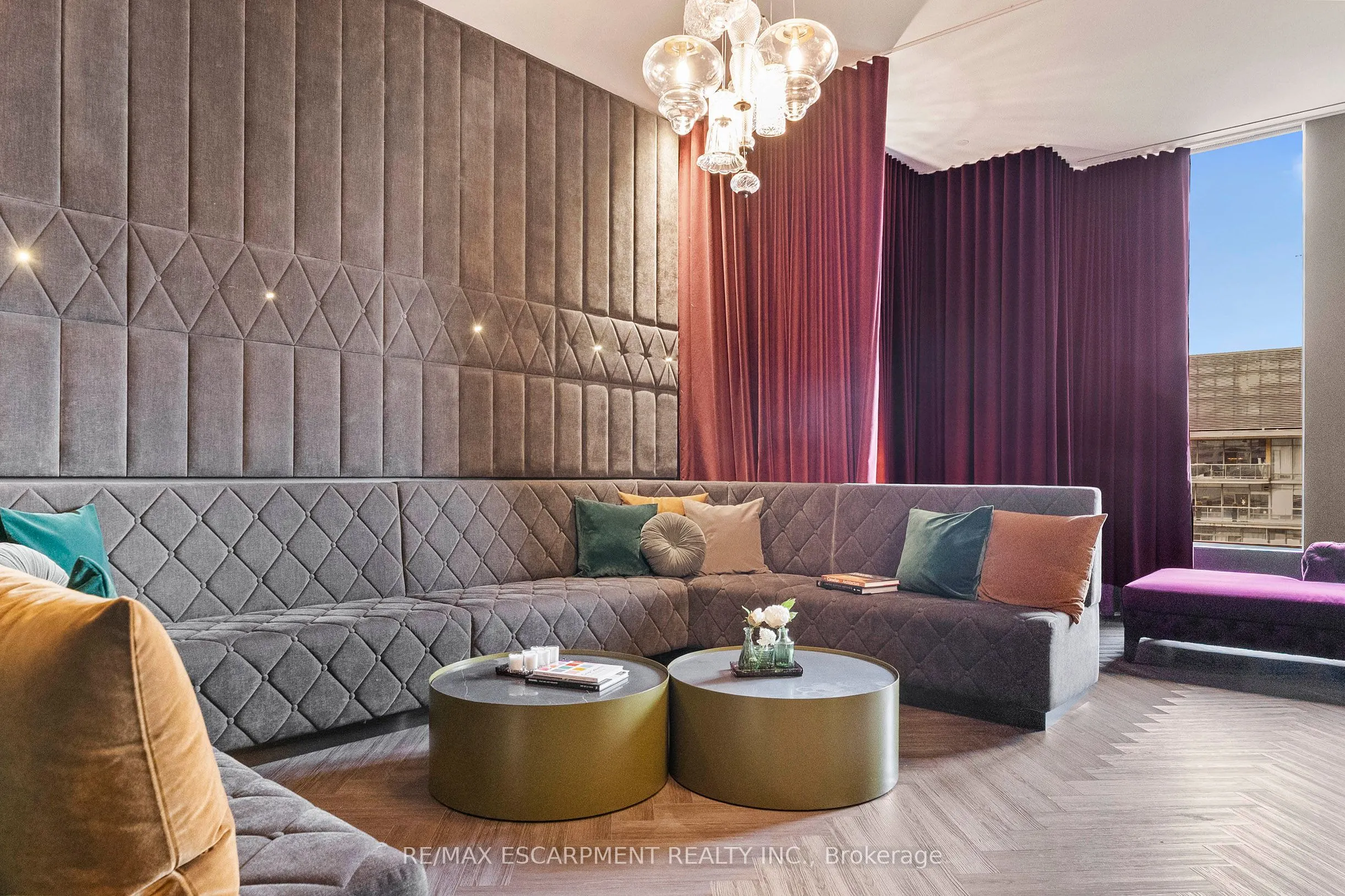 11 Yorkville Avenue, #2113