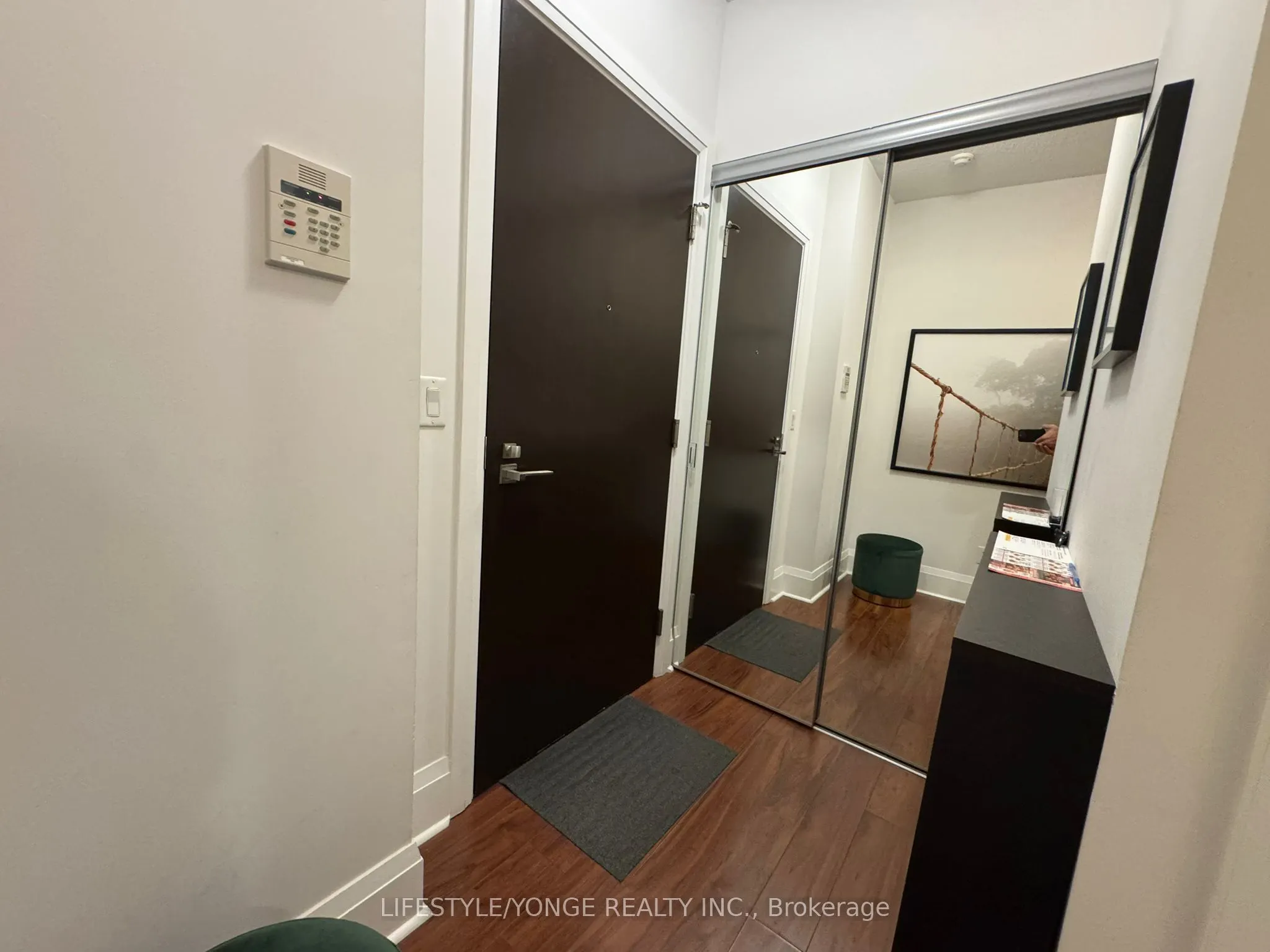 100 Harrison Garden Boulevard, #903