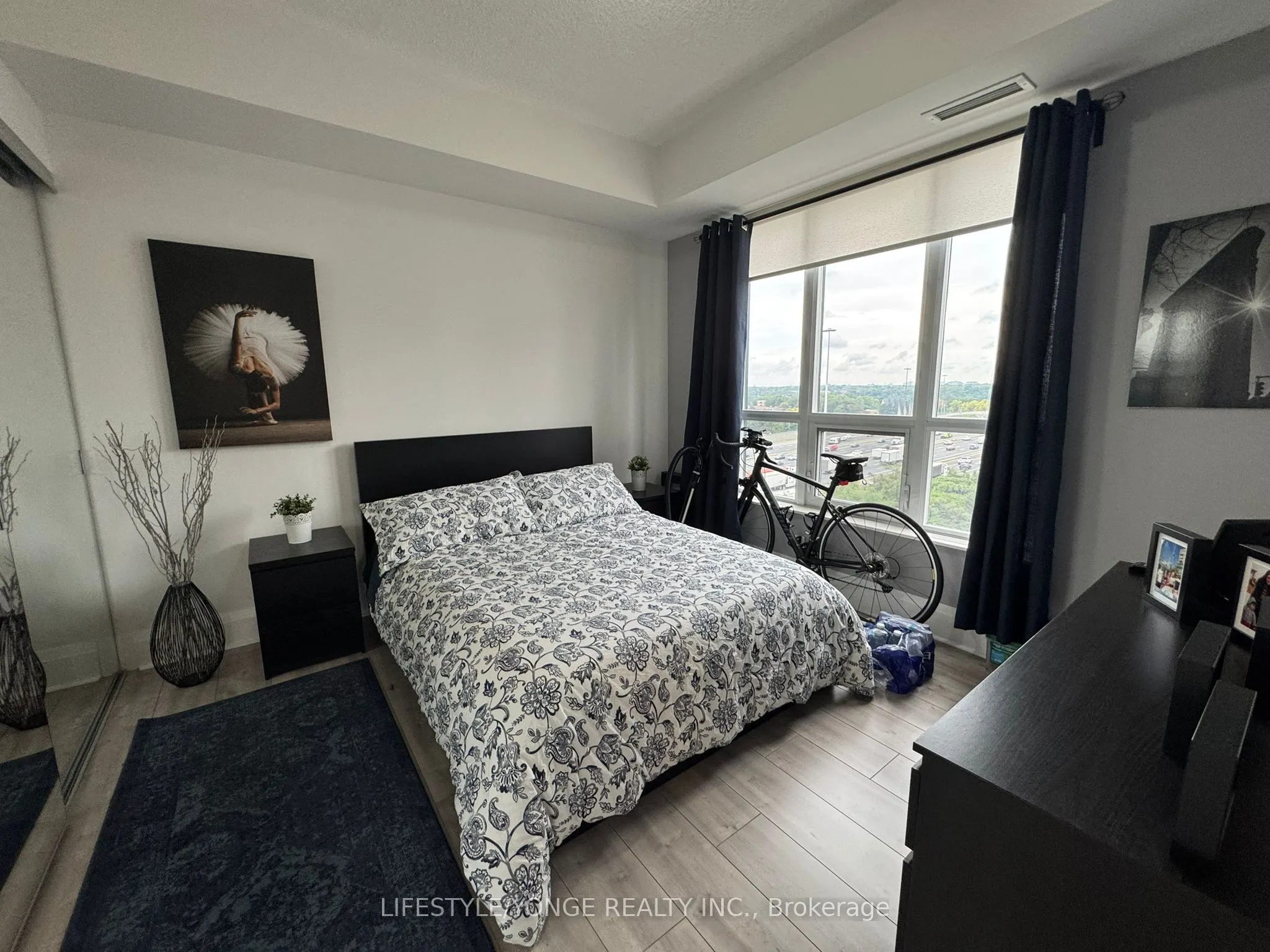 100 Harrison Garden Boulevard, #903