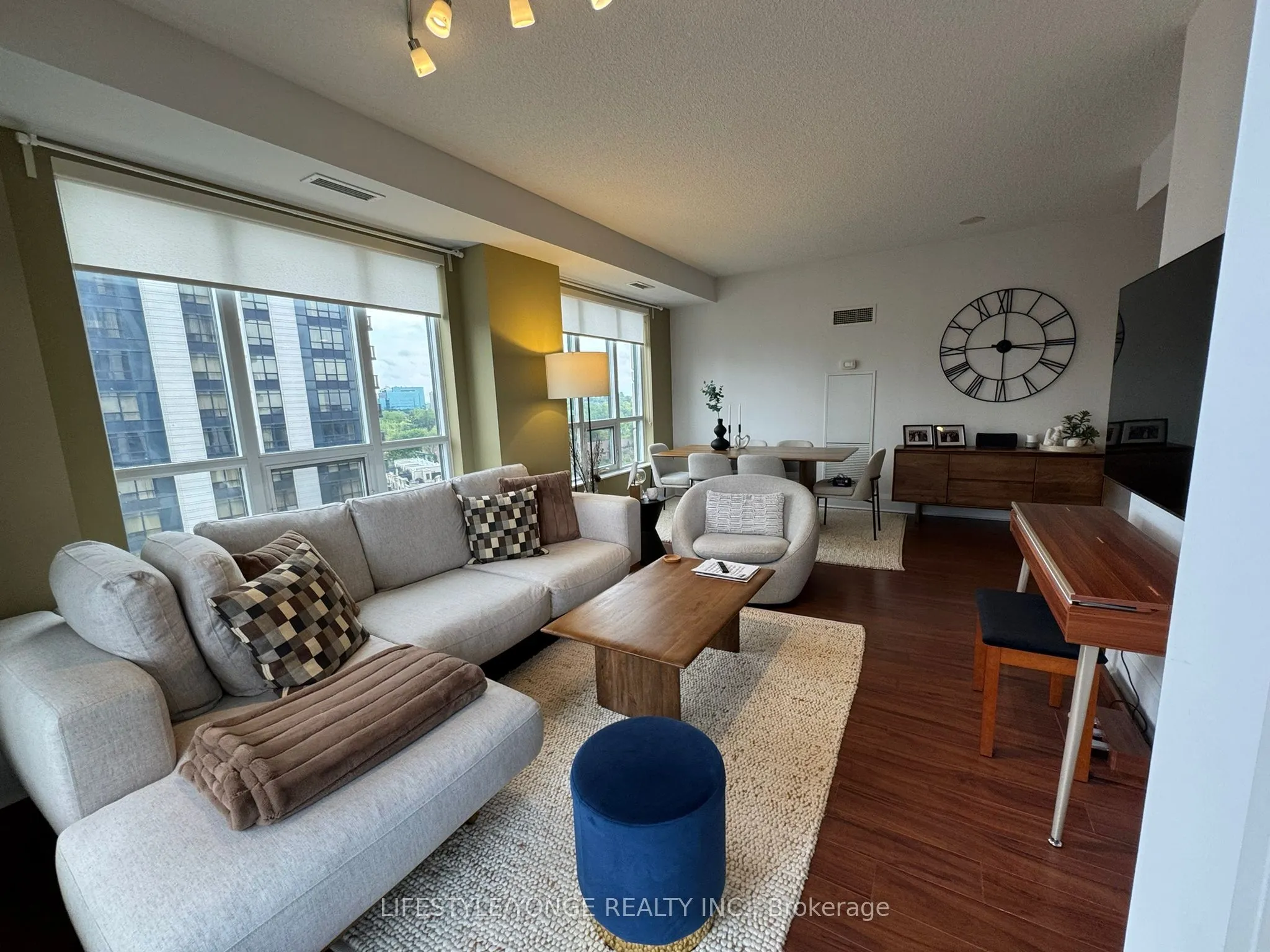100 Harrison Garden Boulevard, #903