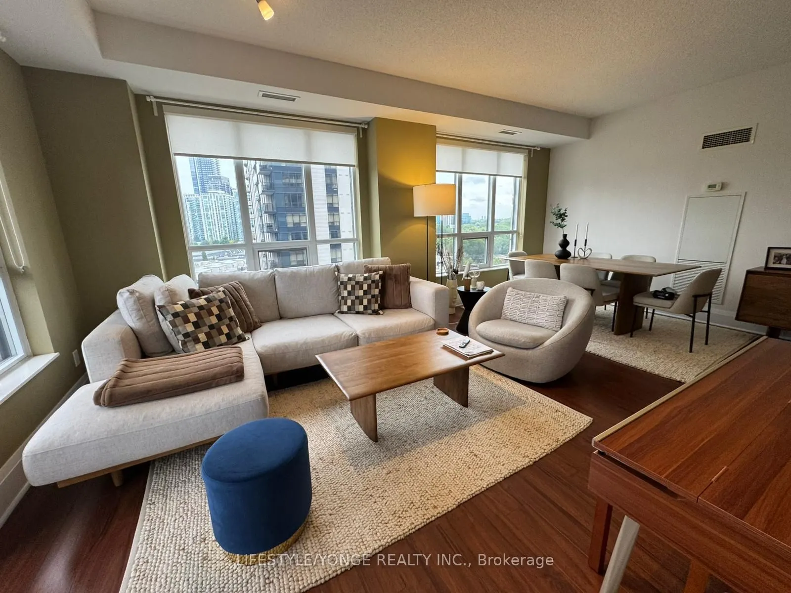 100 Harrison Garden Boulevard, #903