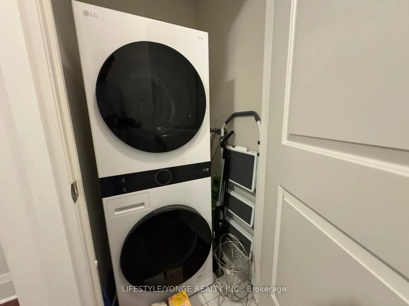 100 Harrison Garden Boulevard, #903