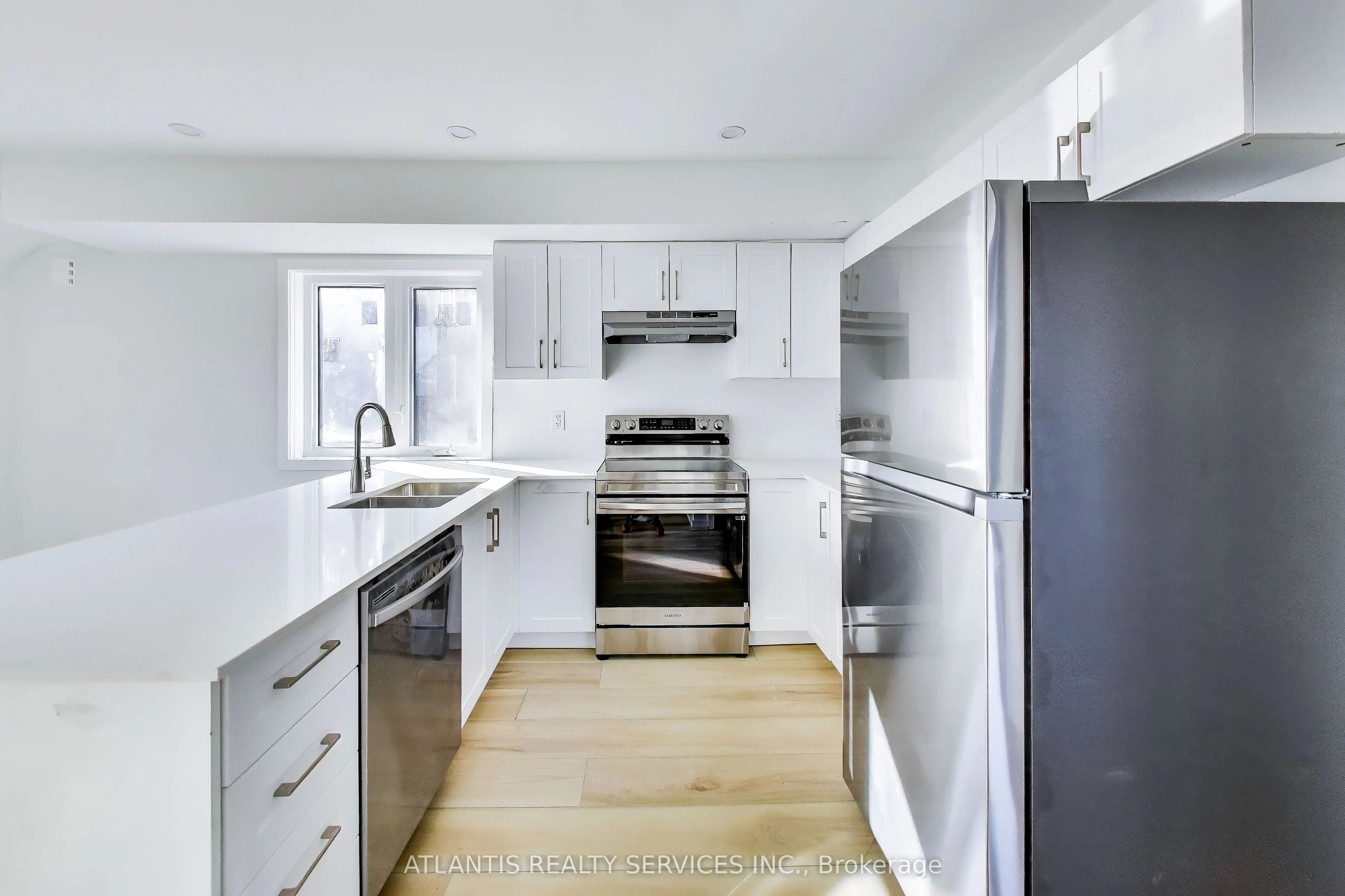 681 Dovercourt Road, #3