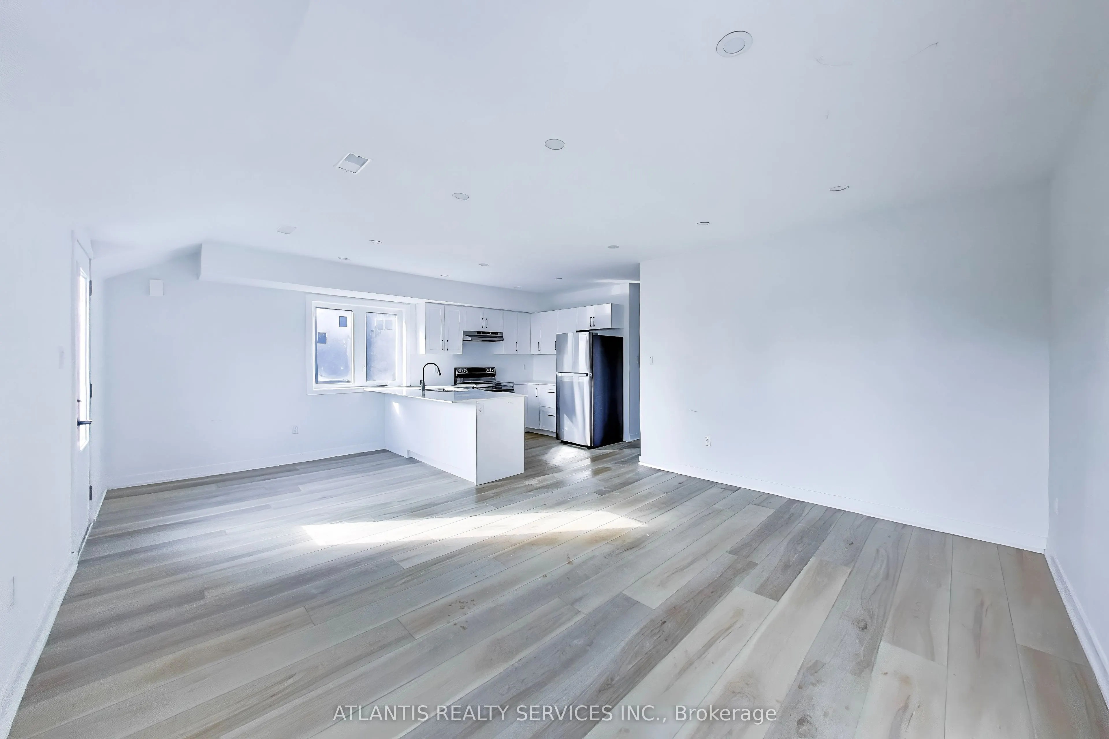 681 Dovercourt Road, #3