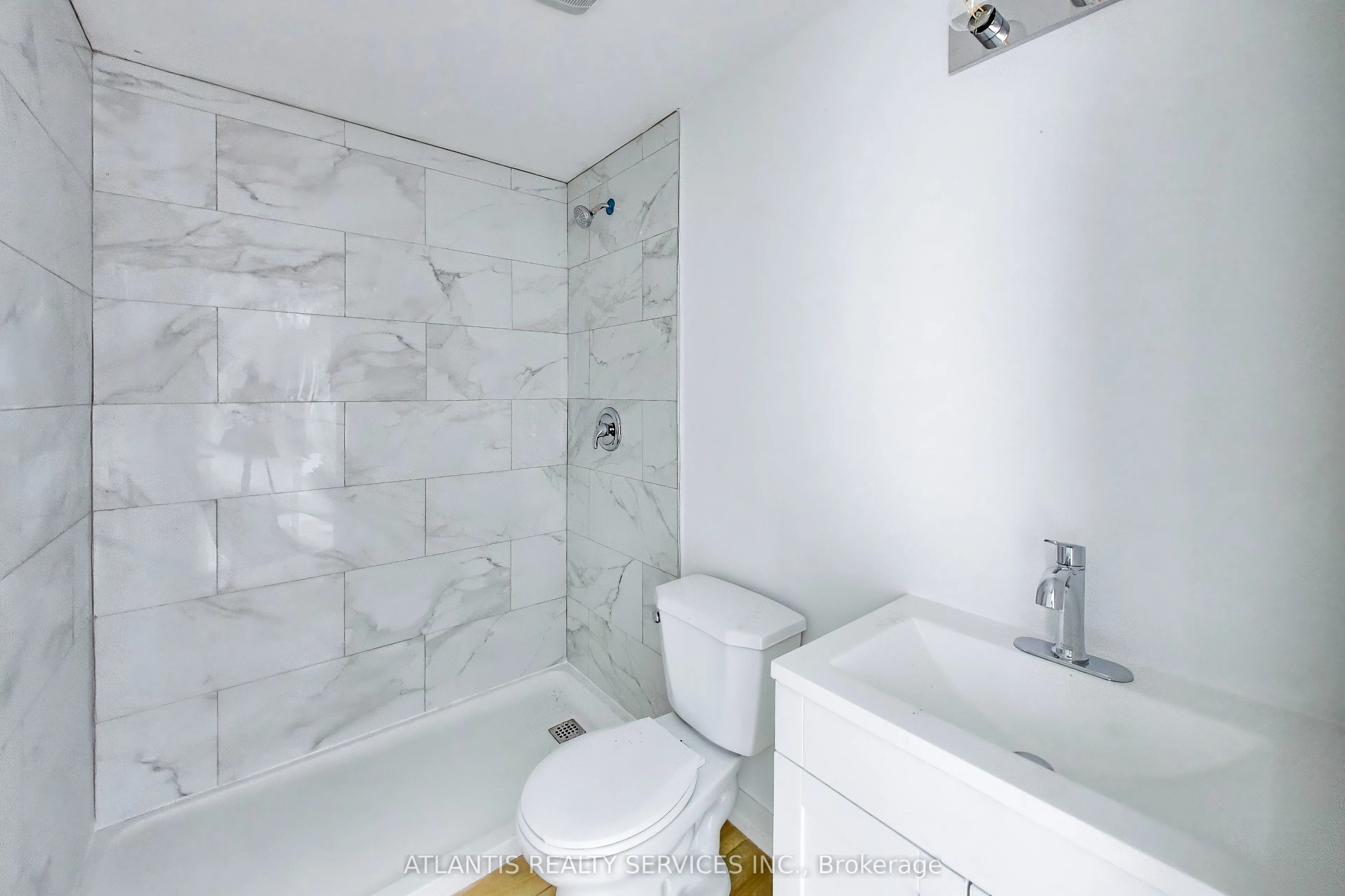 681 Dovercourt Road, #3