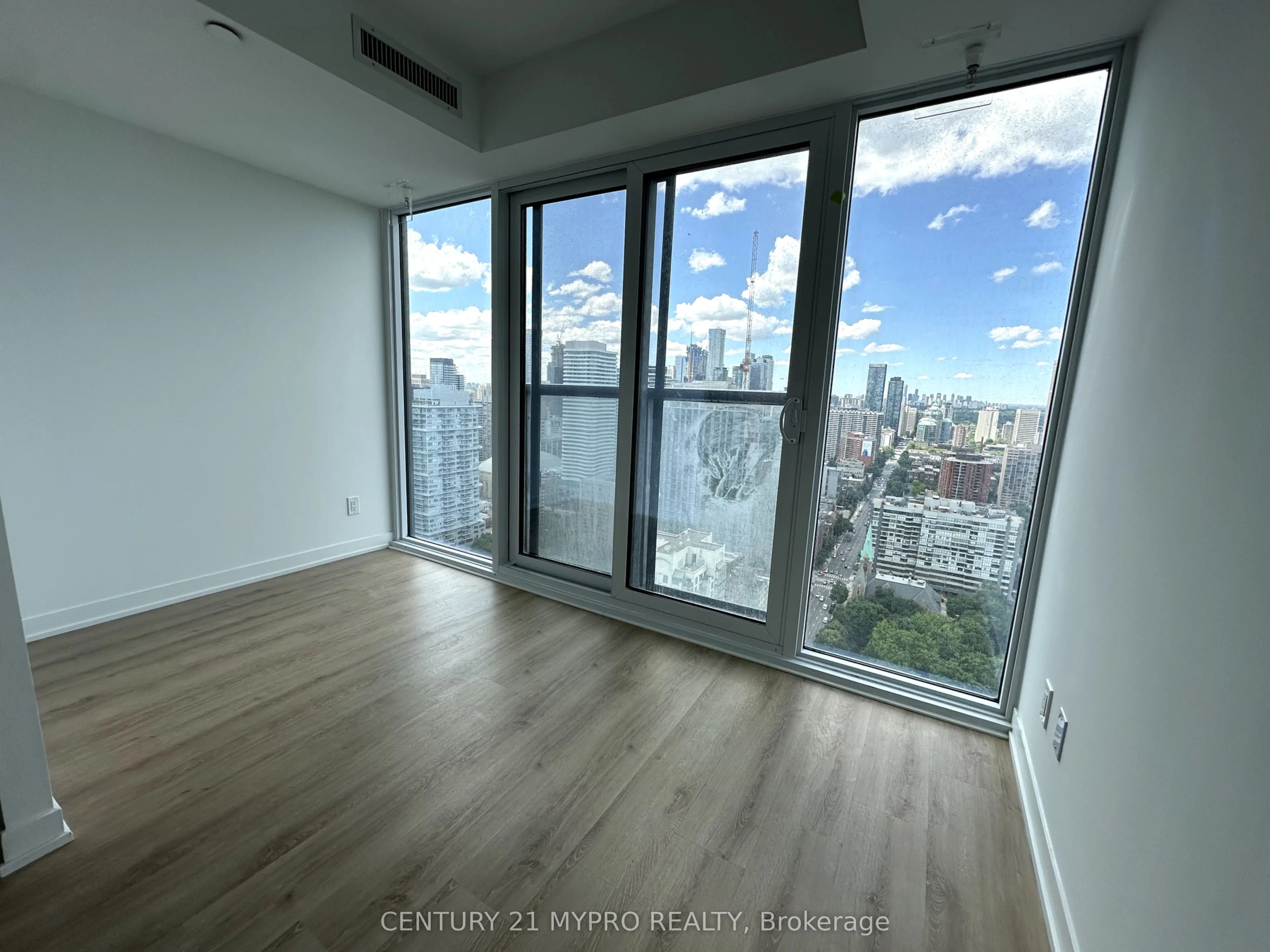 319 Jarvis Street, #4109
