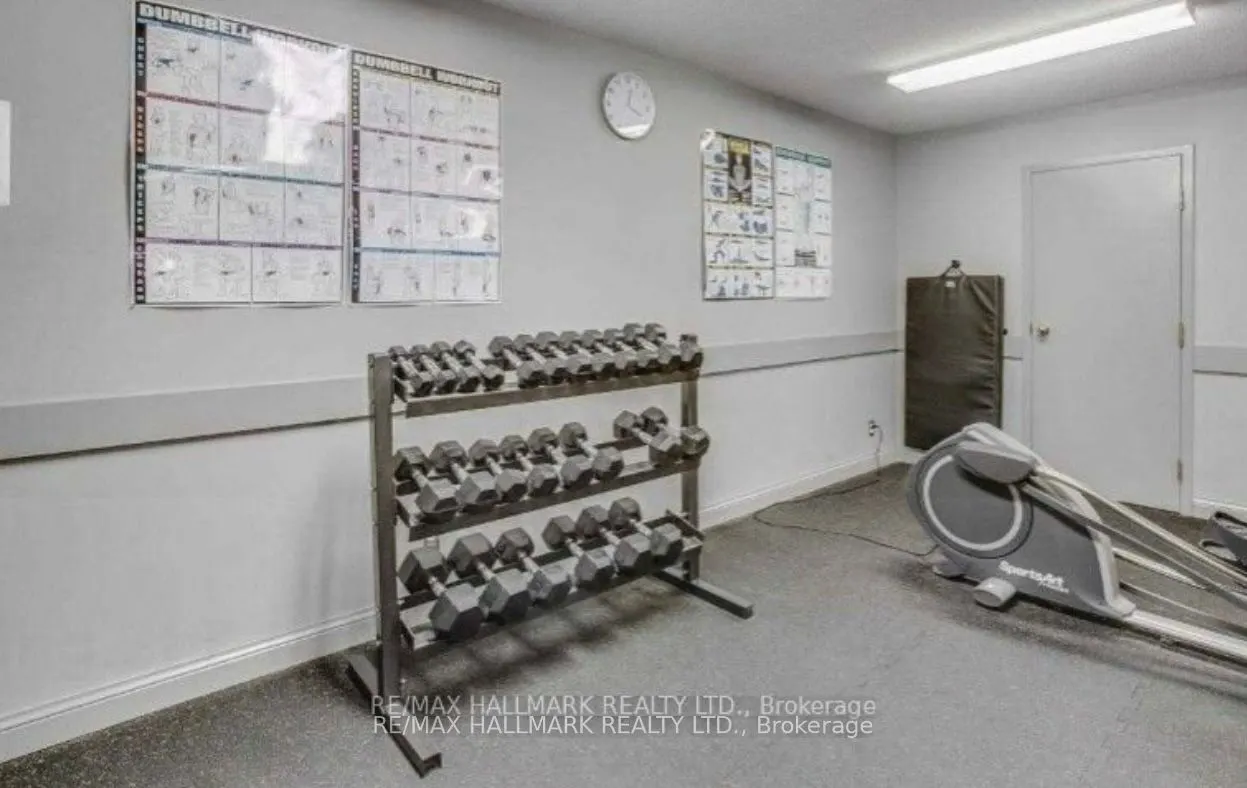 92 King Street E, #1404