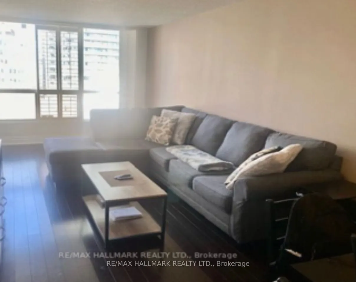 92 King Street E, #1404