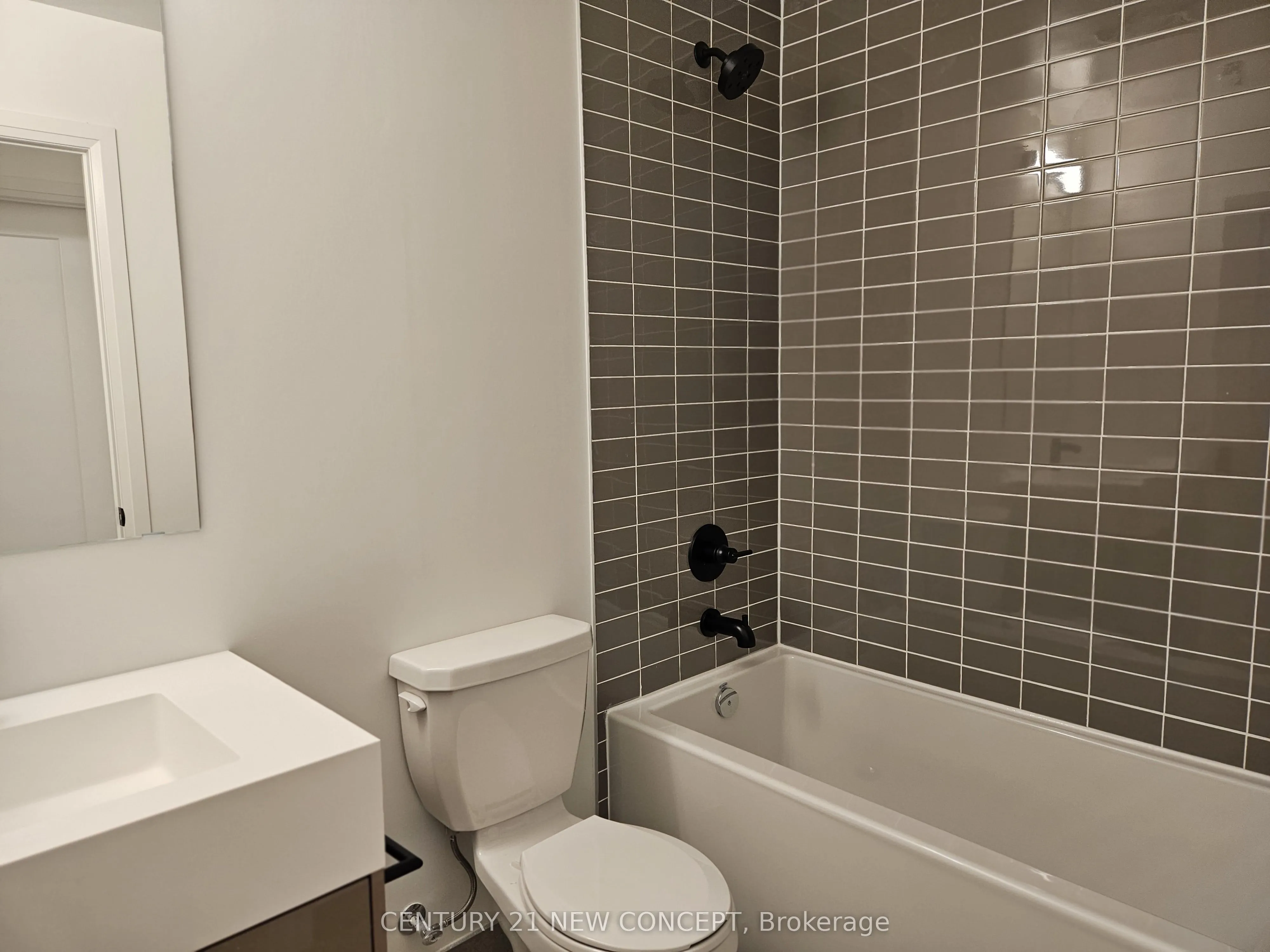 280 Dundas Street, #2810