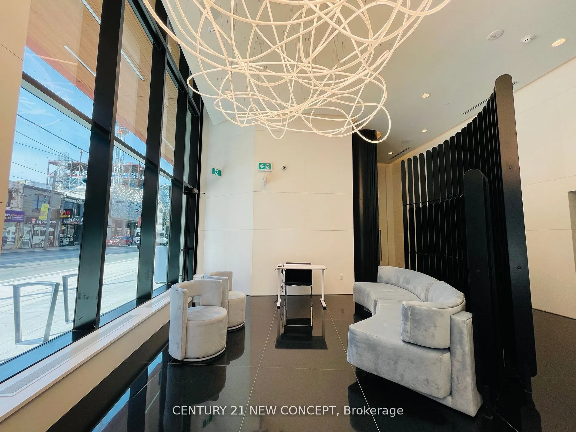 280 Dundas Street, #2810