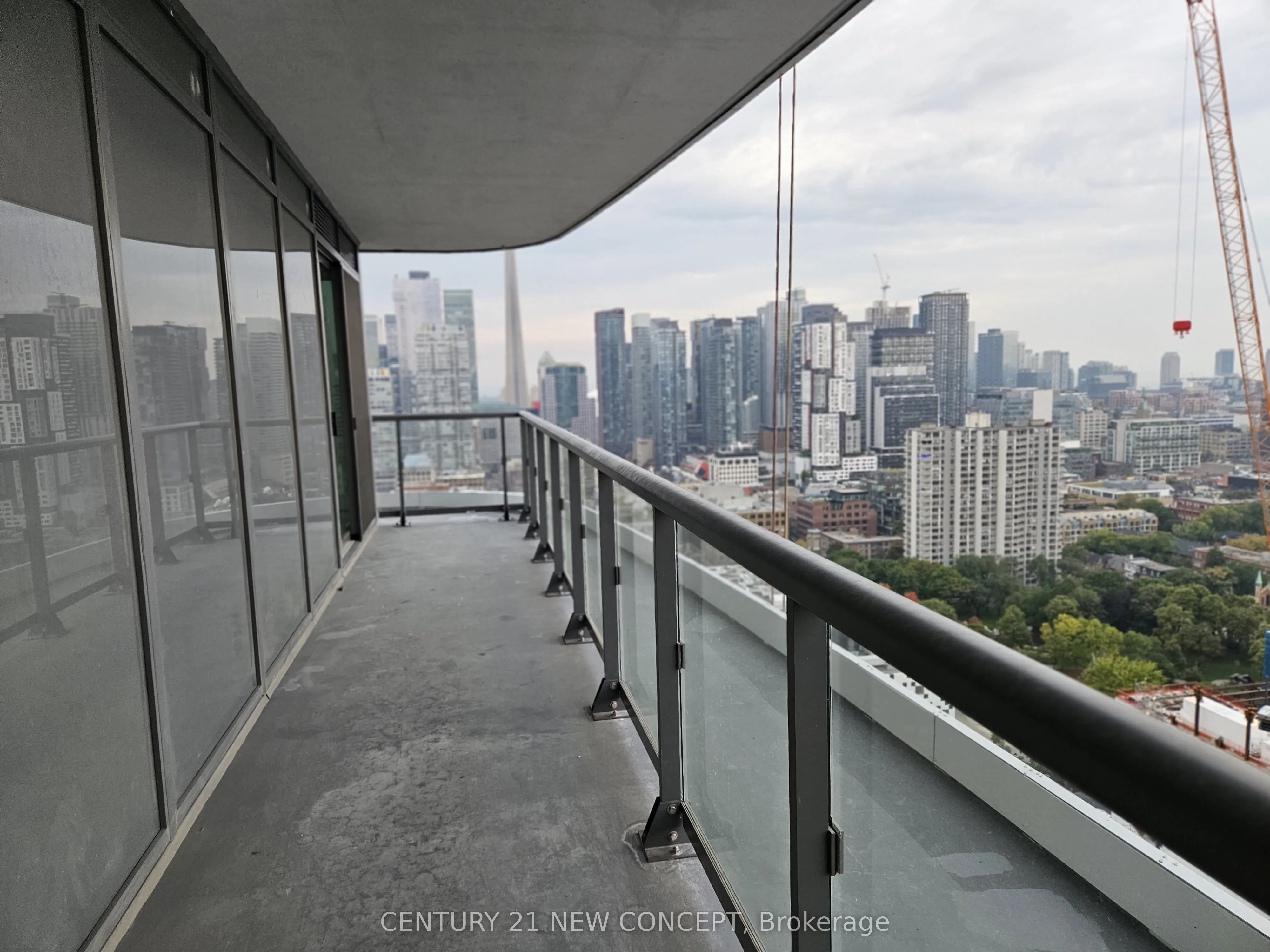 280 Dundas Street, #2810