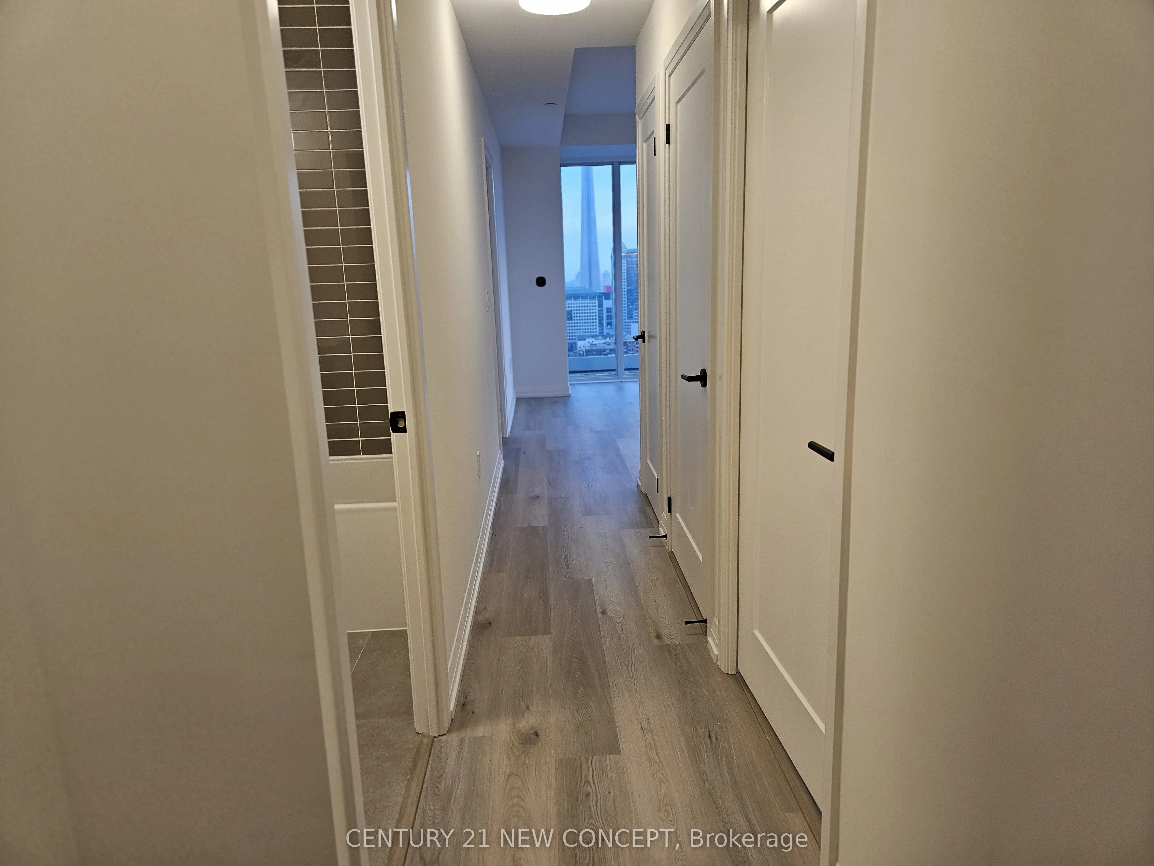280 Dundas Street, #2810